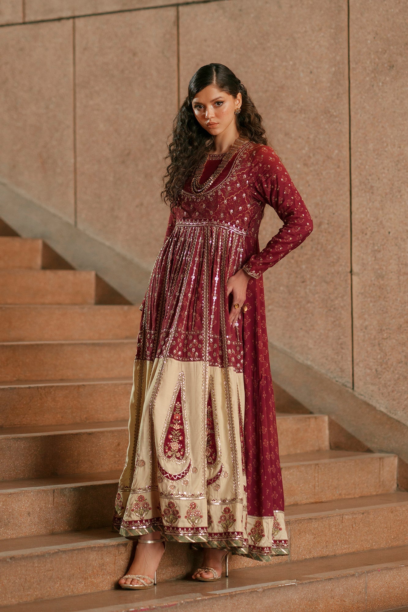 EMBROIDERED PISHWAS (E1044/104/306)