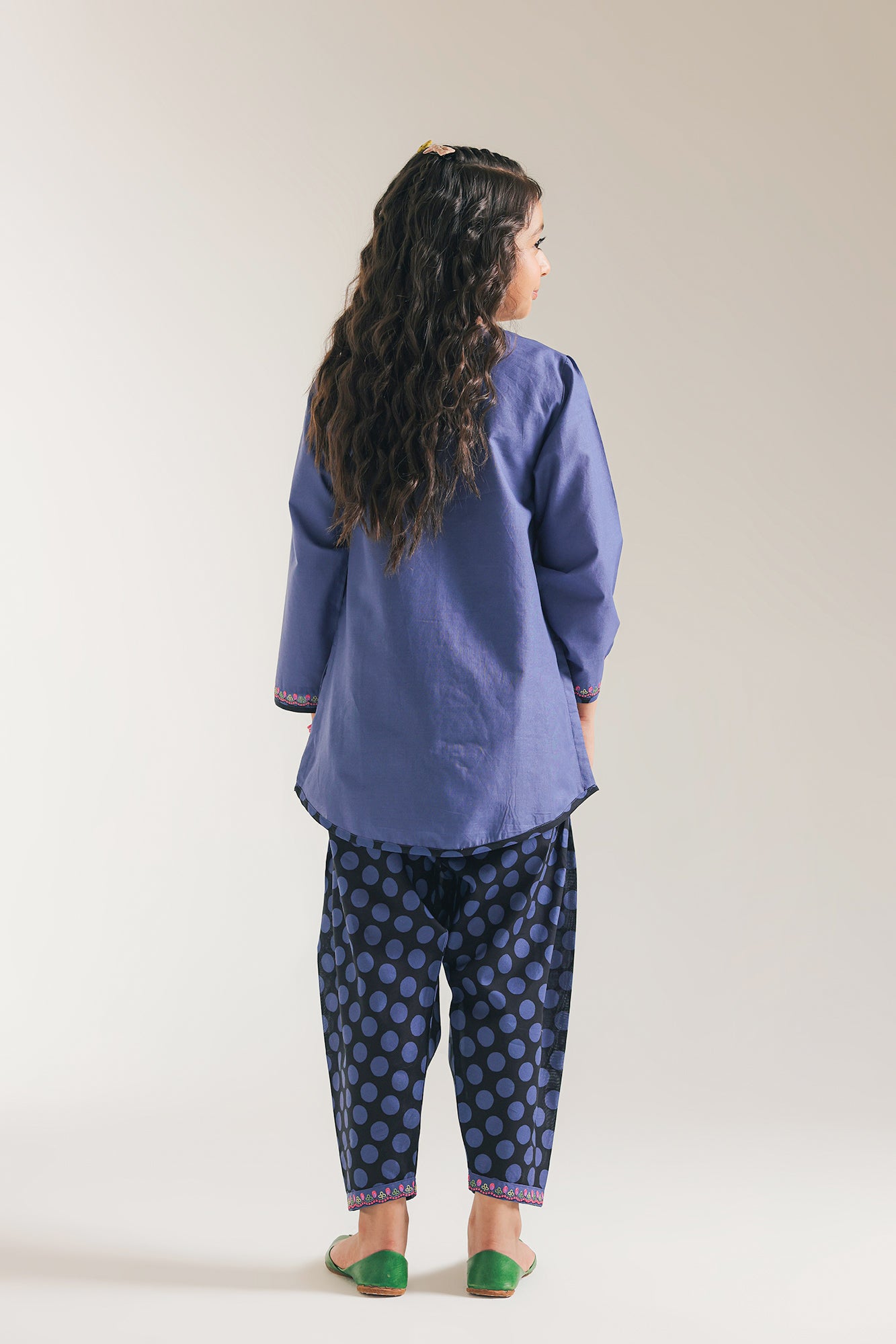 EMBROIDERED SUIT (E402/603/1047)