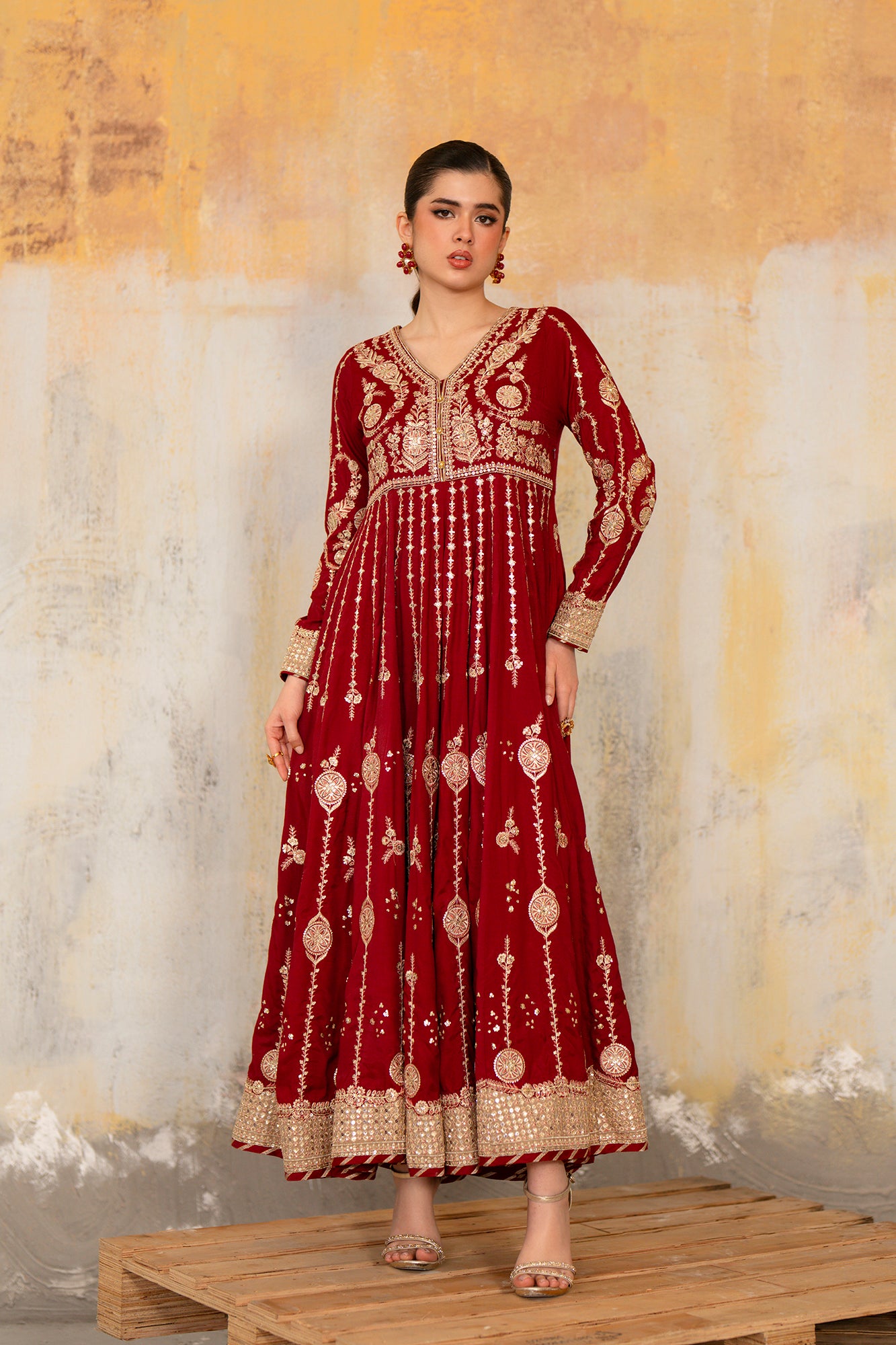 EMBROIDERED PISHWAS (E1056/104/416)