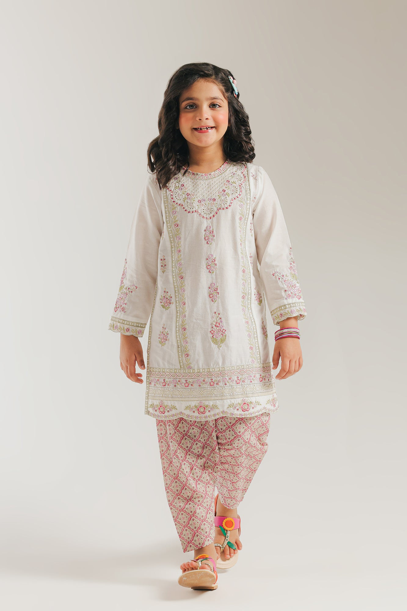 EMBROIDERED SUIT (E1061/402/003)