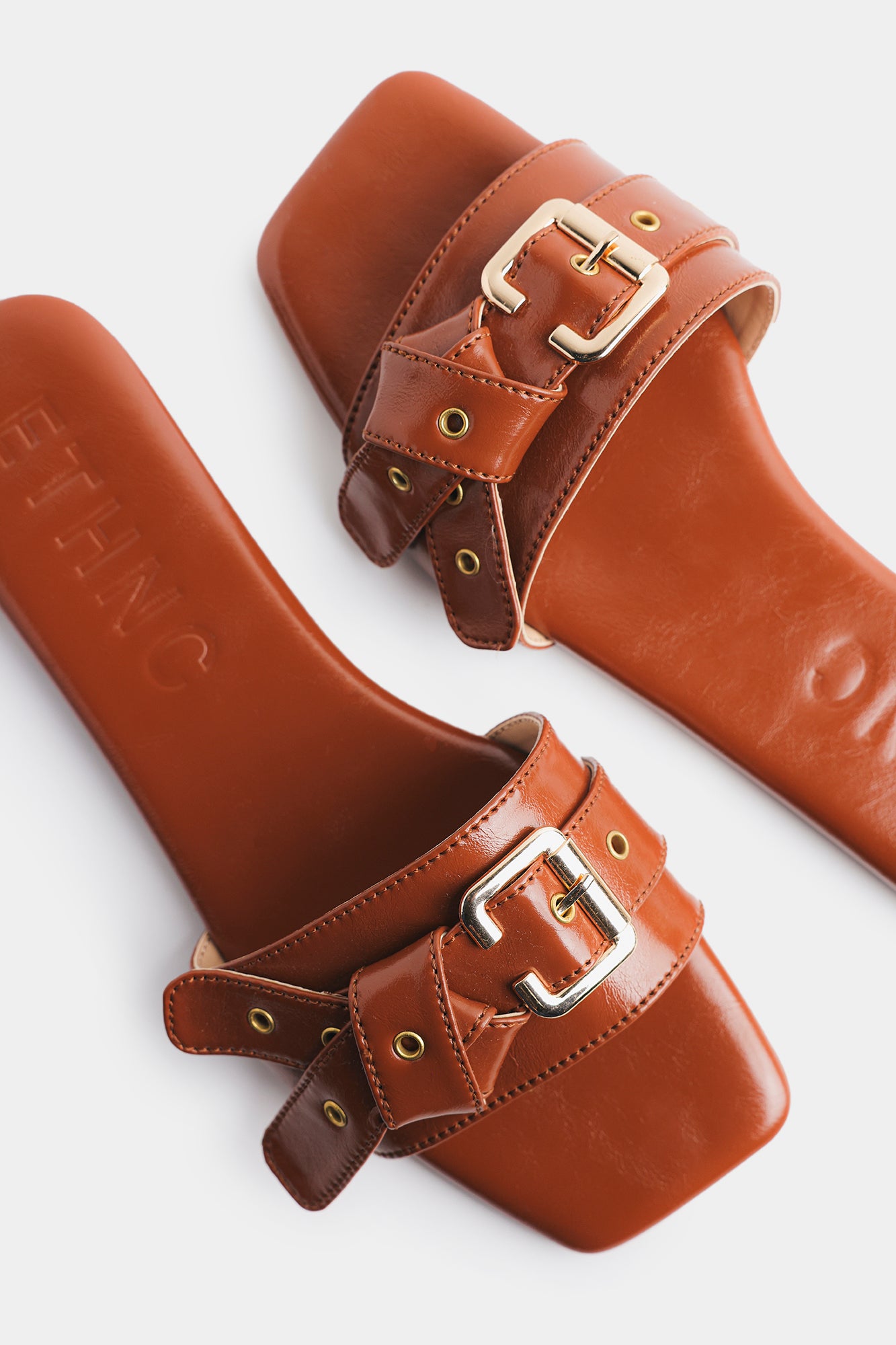 SANDAL (E1119/109/218)