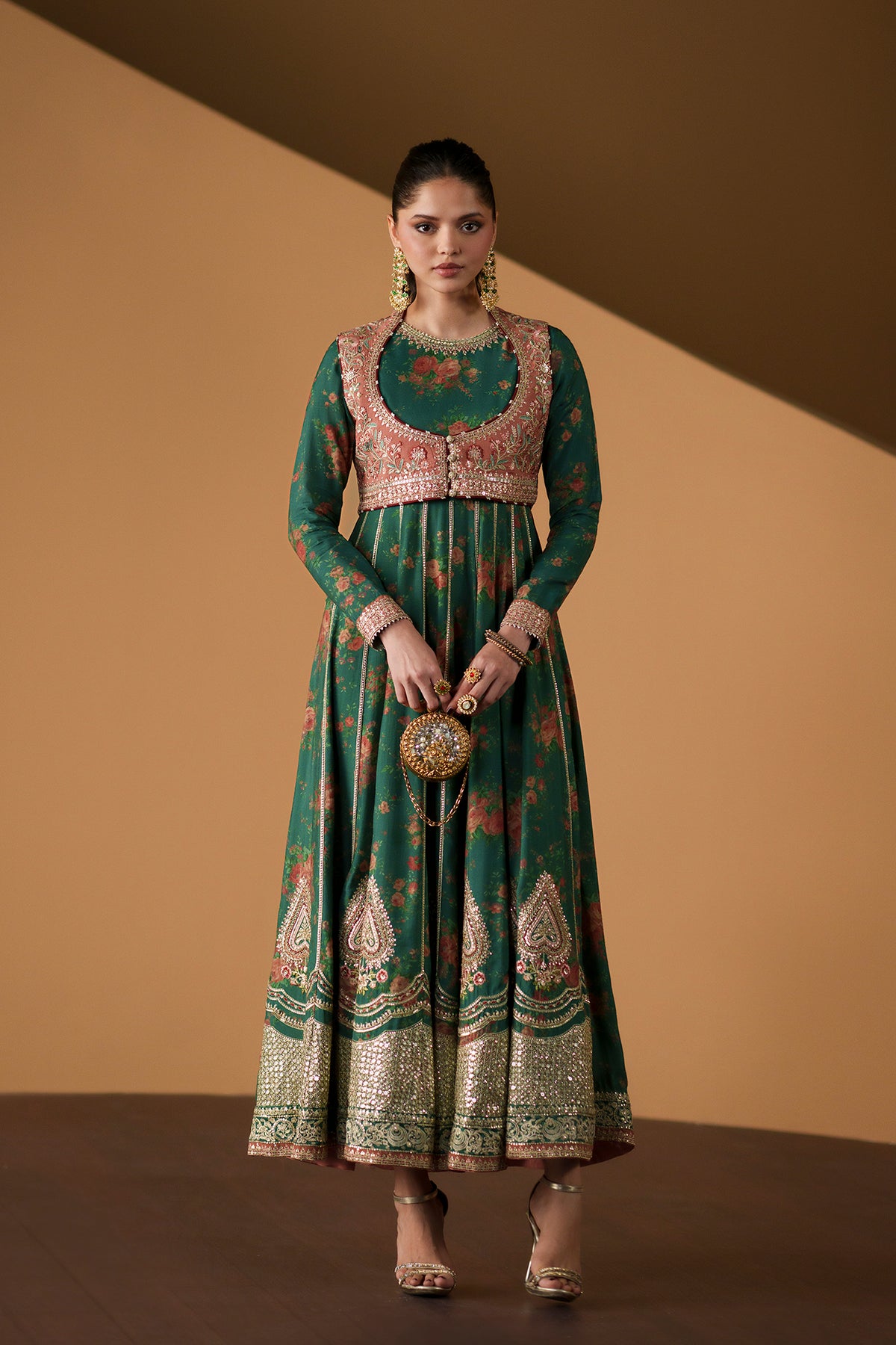 EMBROIDERED PISHWAS (E1236-104-707)