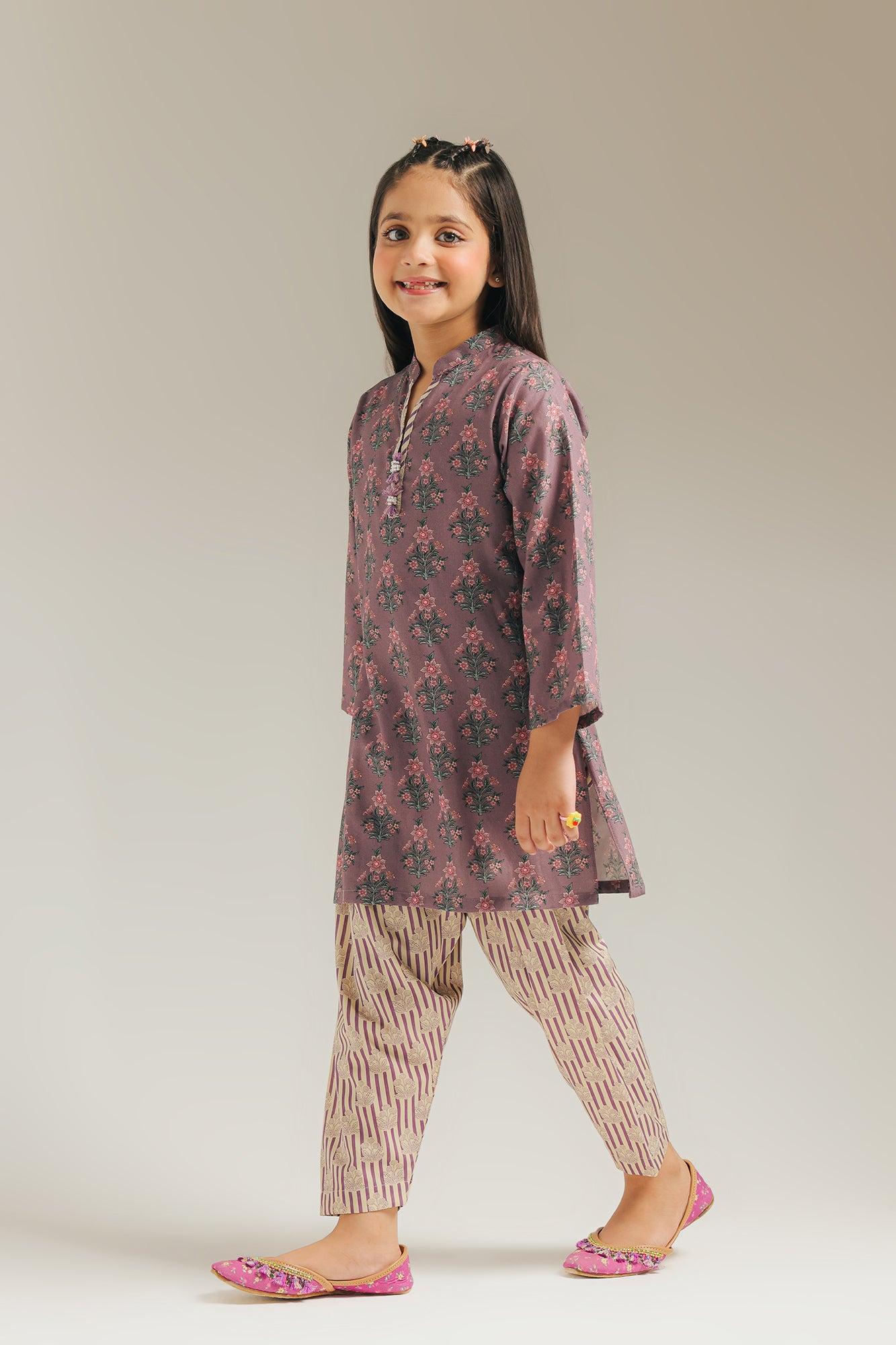 EMBROIDERED SUIT (E1314/402/523)