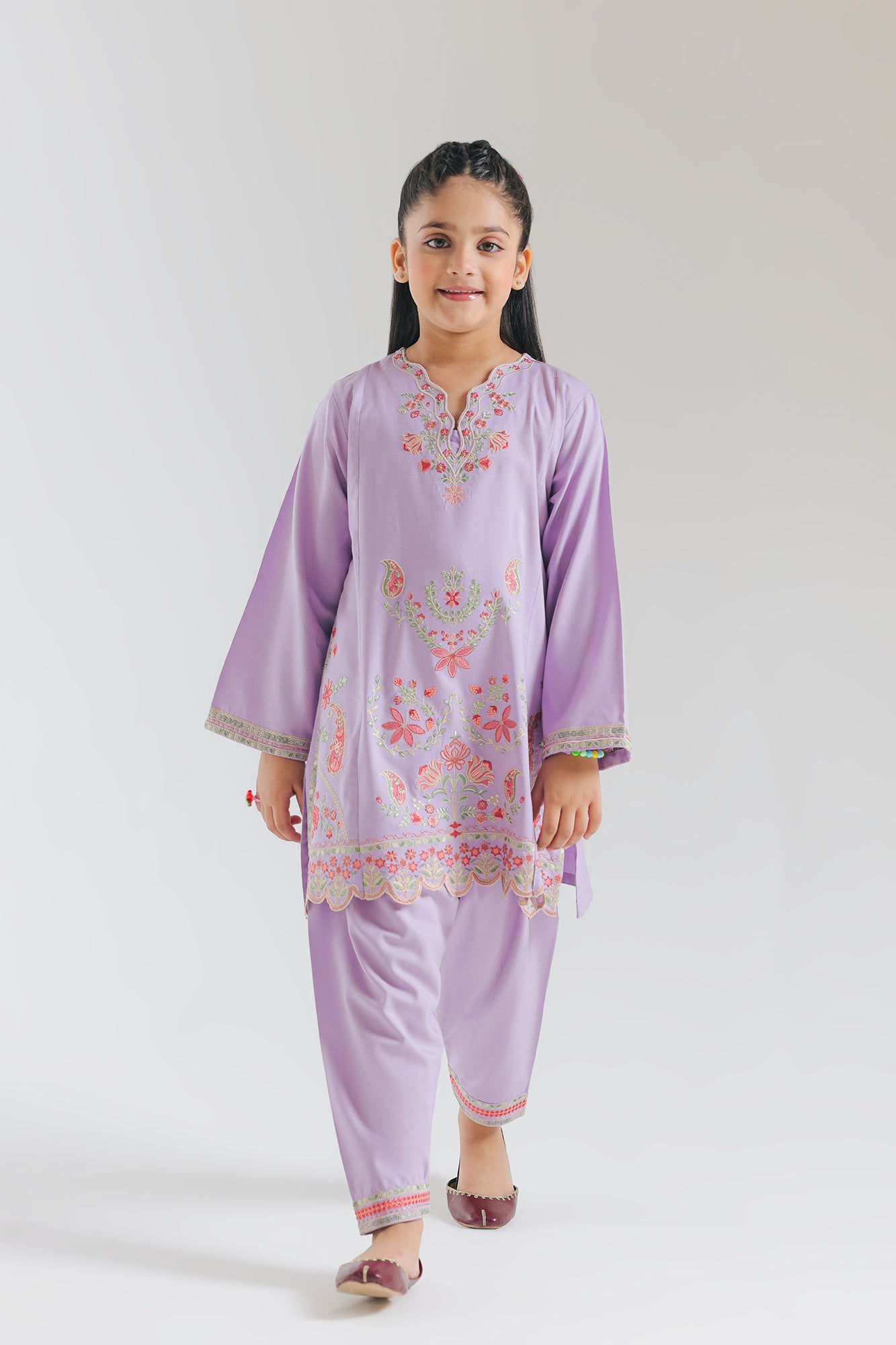 EMBROIDERED SUIT (E1340/402/511)