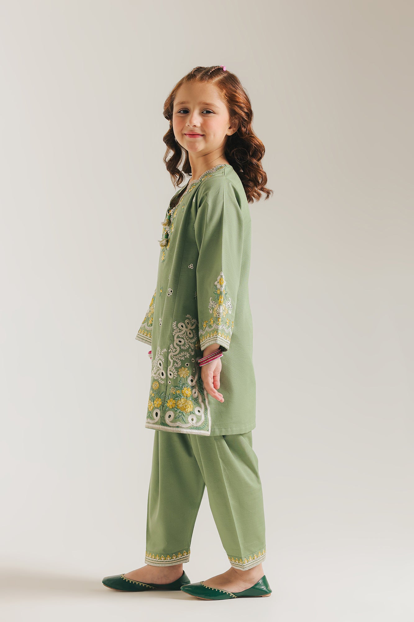 EMBROIDERED SUIT (E1342/402/127)