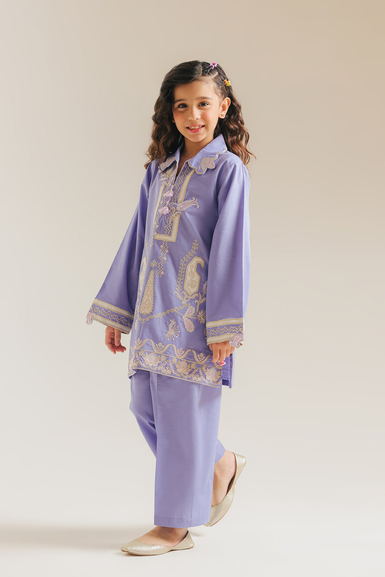 EMBROIDERED SUIT (E1346/402/625)