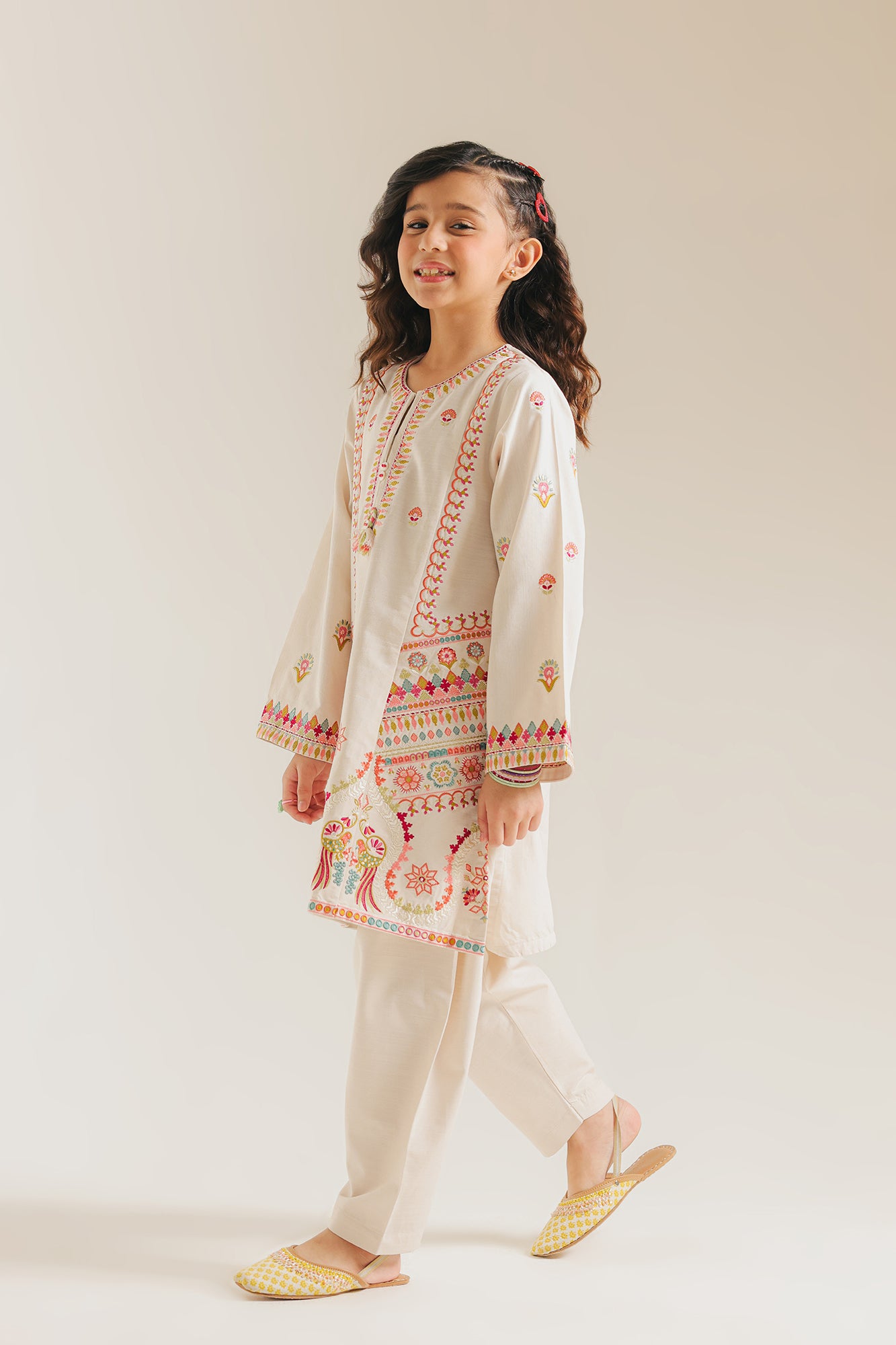 EMBROIDERED SUIT (E1349/402/002)