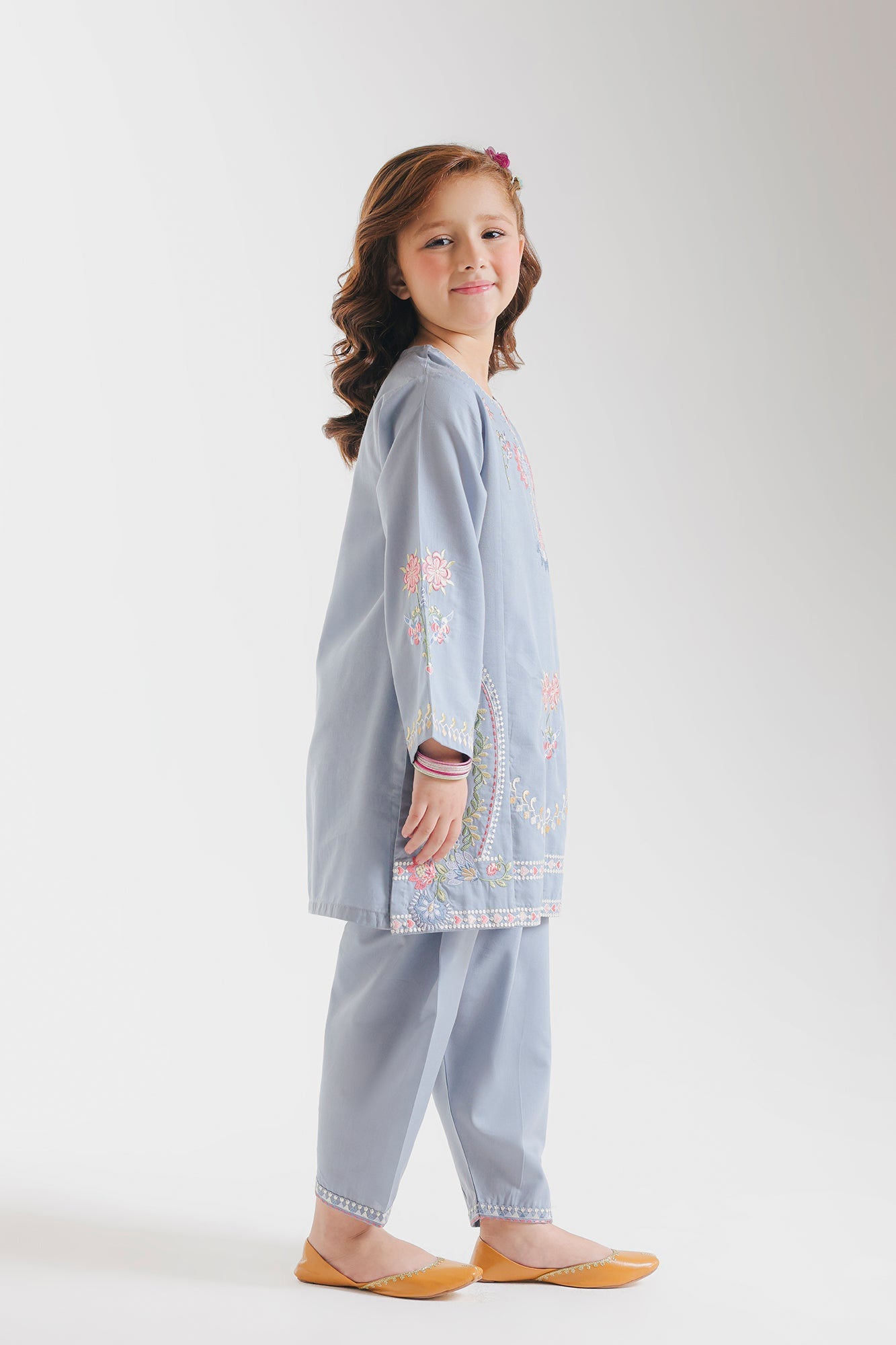 EMBROIDERED SUIT (E1505/402/615 E1505/302/615)