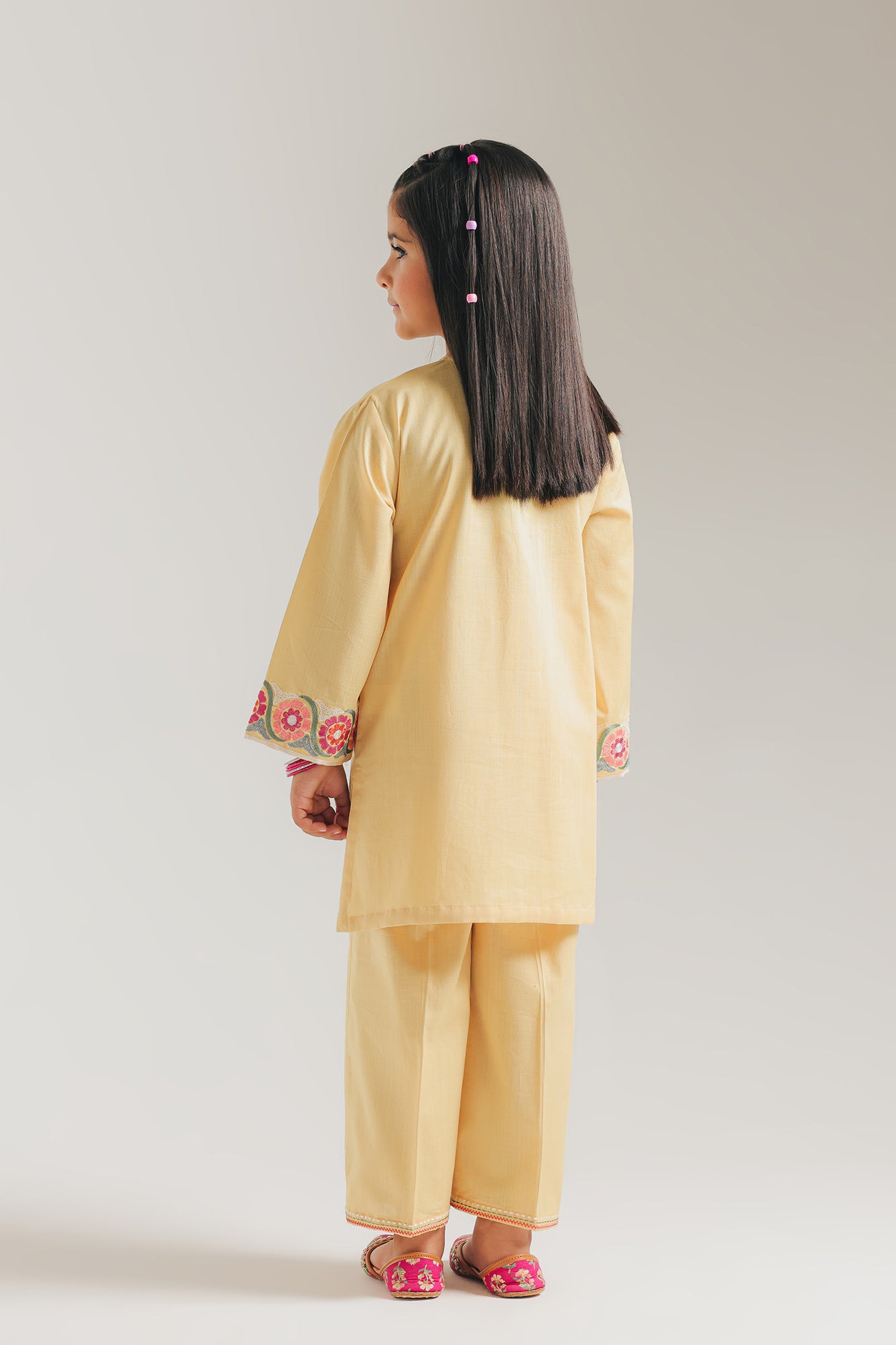 EMBROIDERED SUIT (E1509/402/110)
