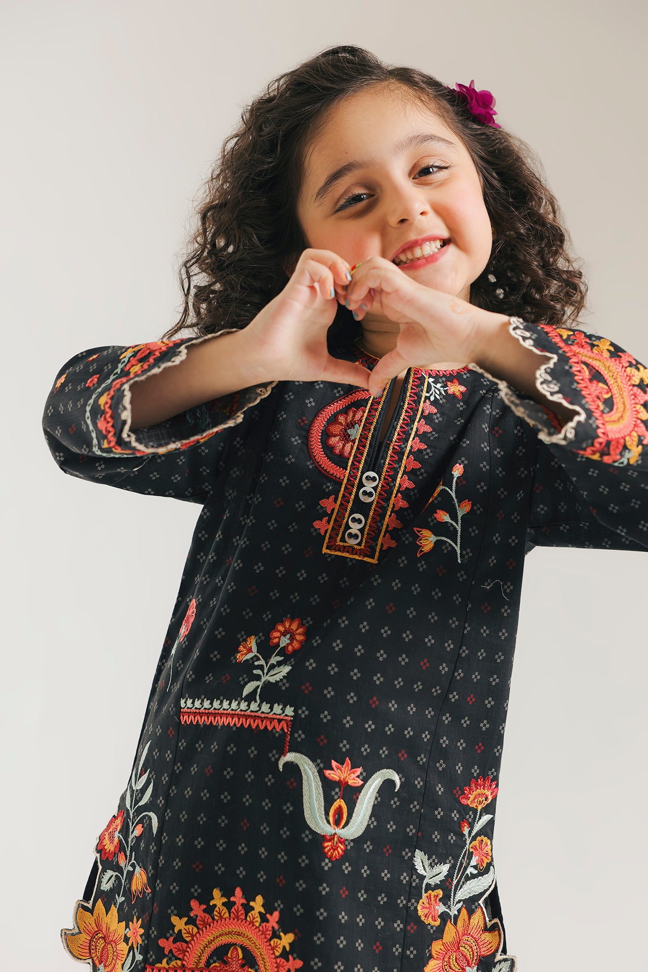 EMBROIDERED SUIT (E1533/402/902 E1533/302/902)