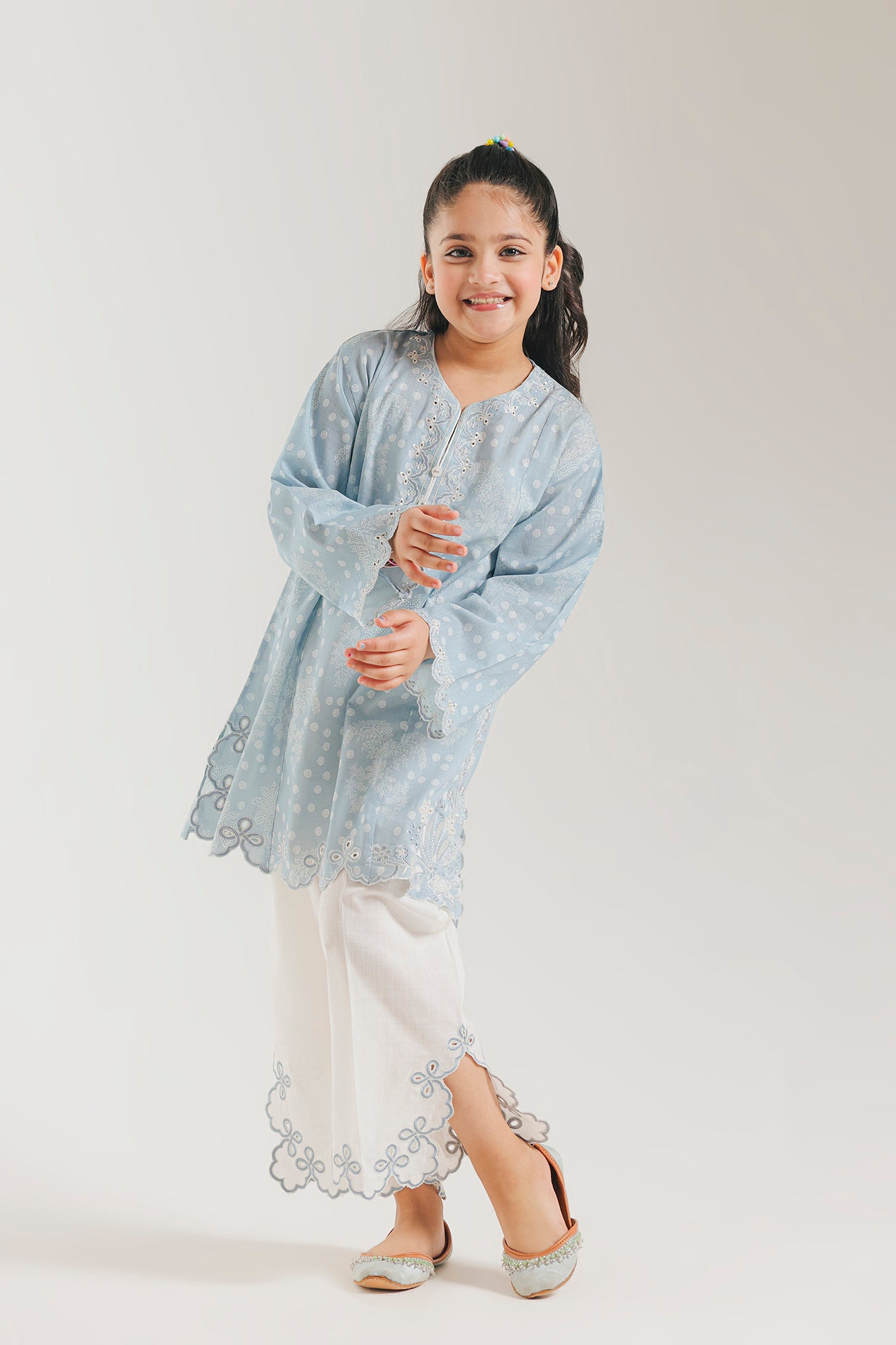 EMBROIDERED SUIT (E1534/402/722 E1534/302/722)