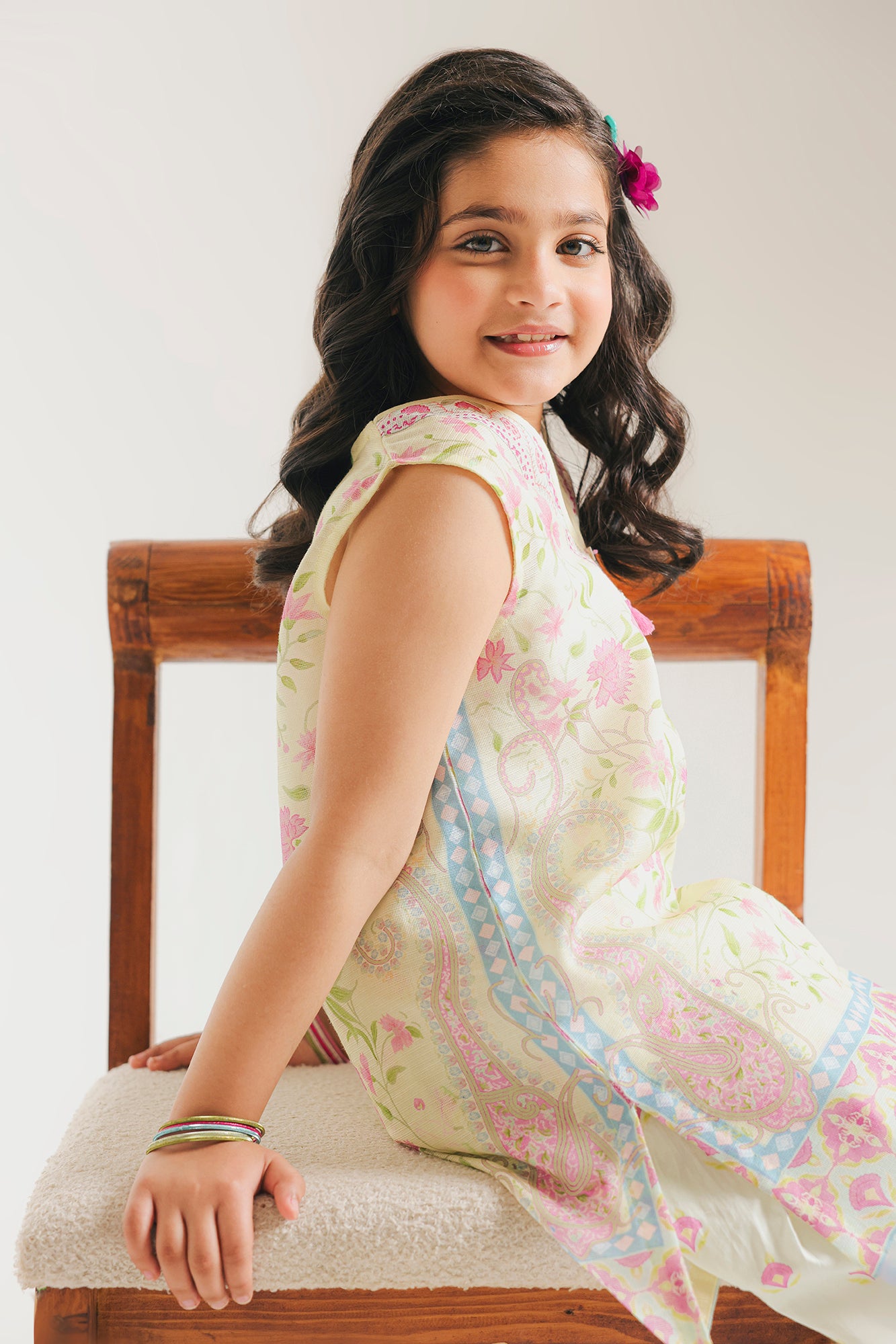 EMBROIDERED SUIT (E1556/402/115 E1556/302/115)