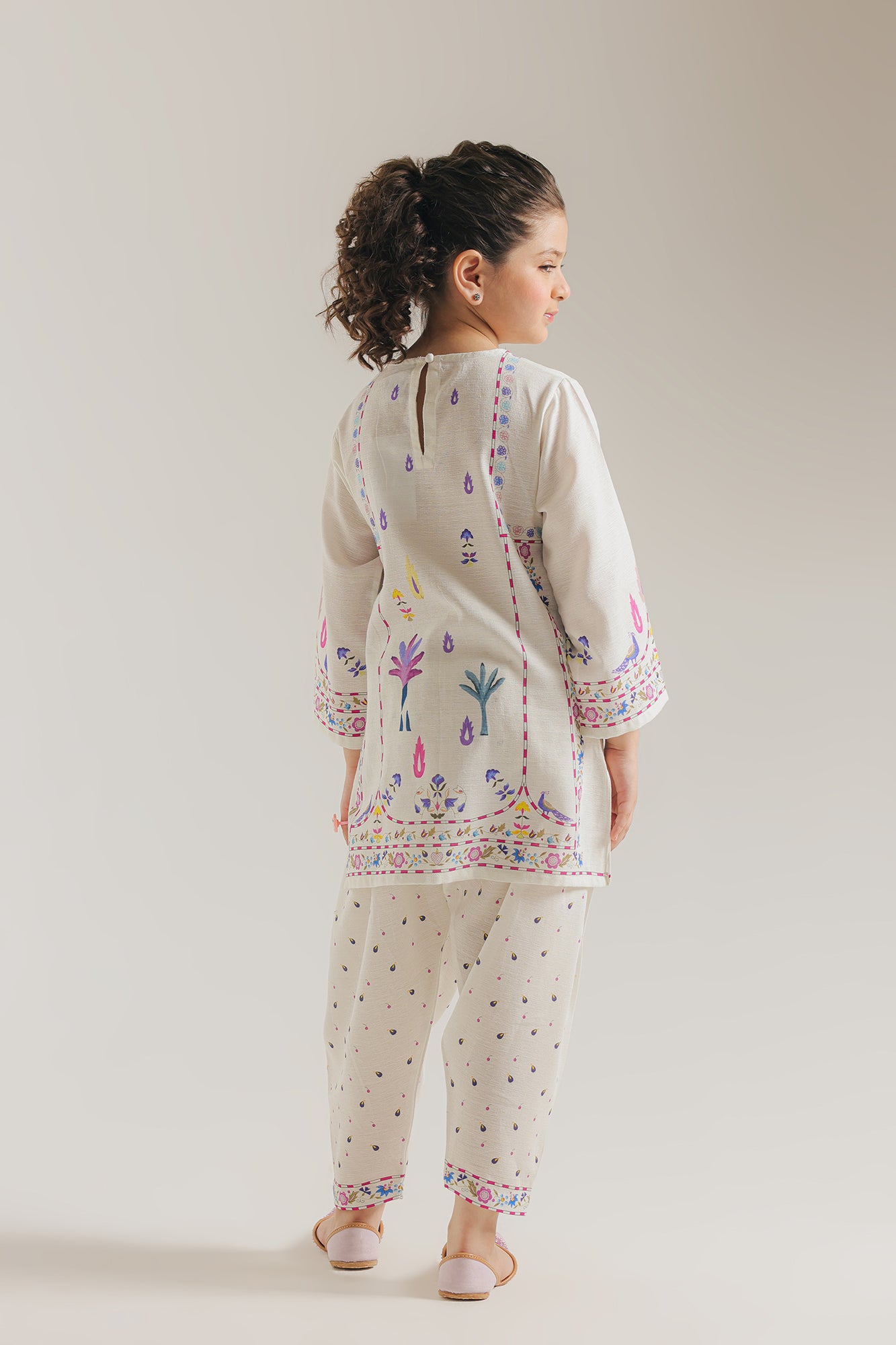 EMBROIDERED SUIT (E1673/402/001 E1673/302/001)