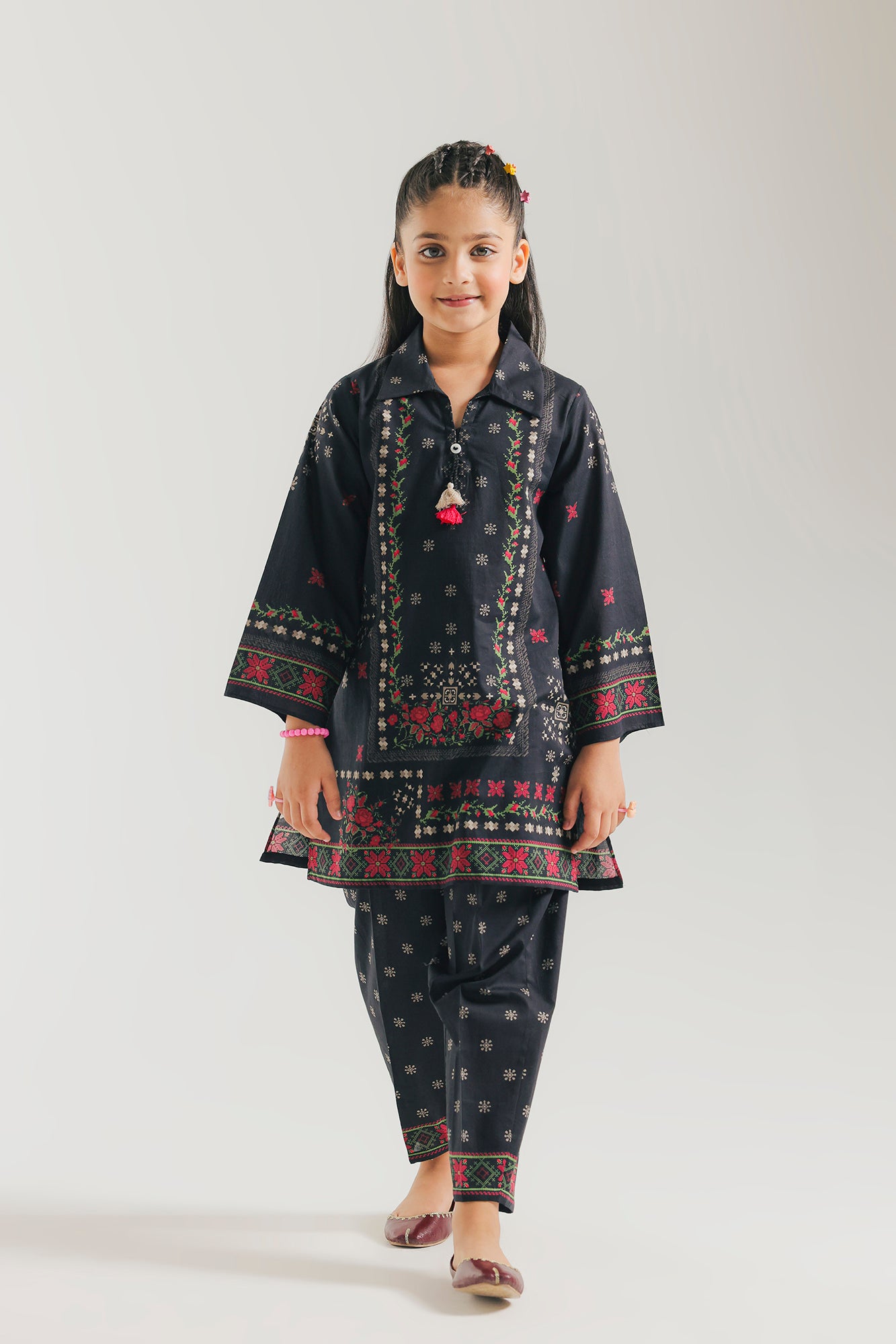 EMBROIDERED SUIT (E1695/402/902 E1695/302/902)