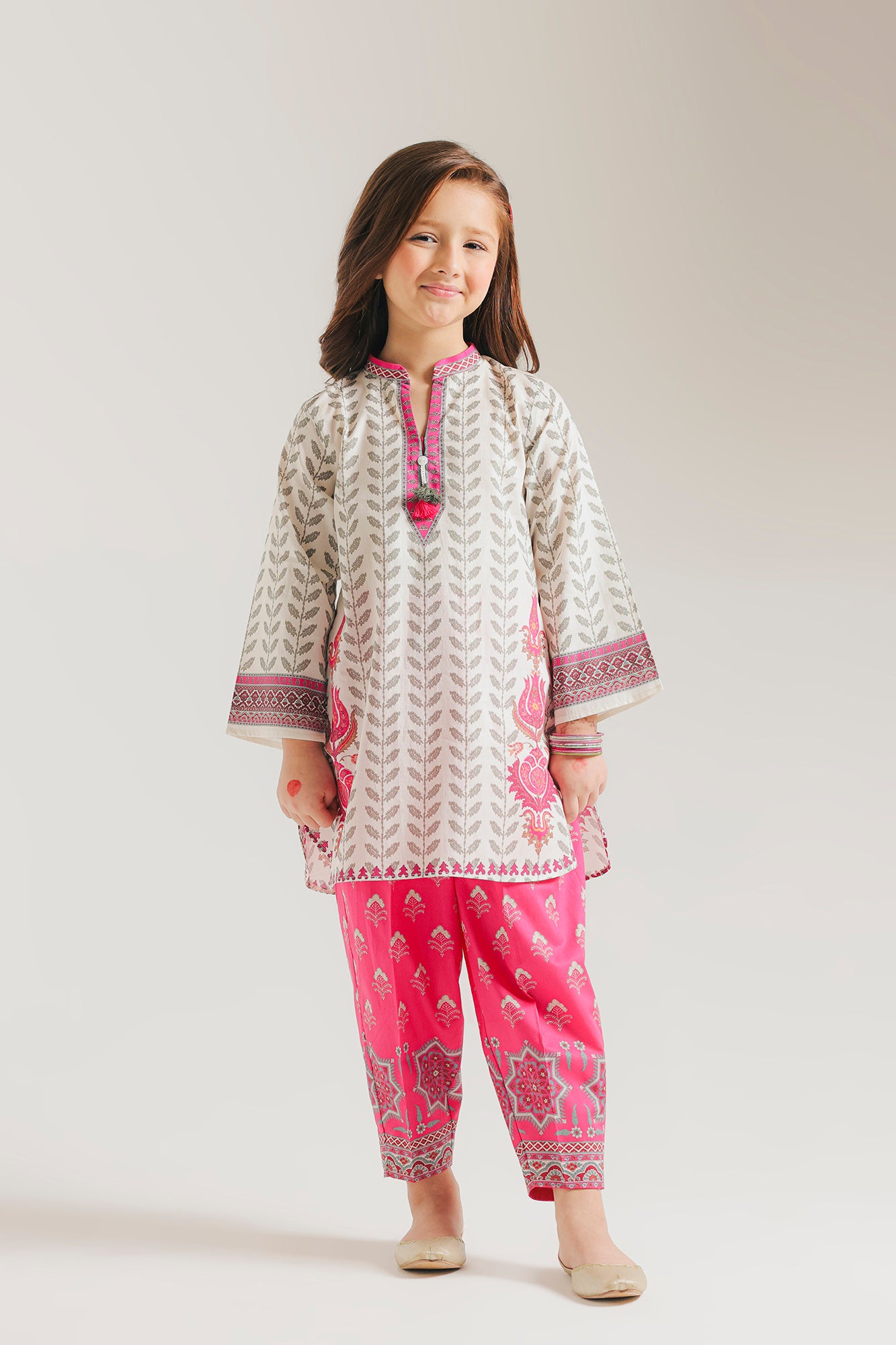 EMBROIDERED SUIT (E1697/402/003 E1697/302/003)