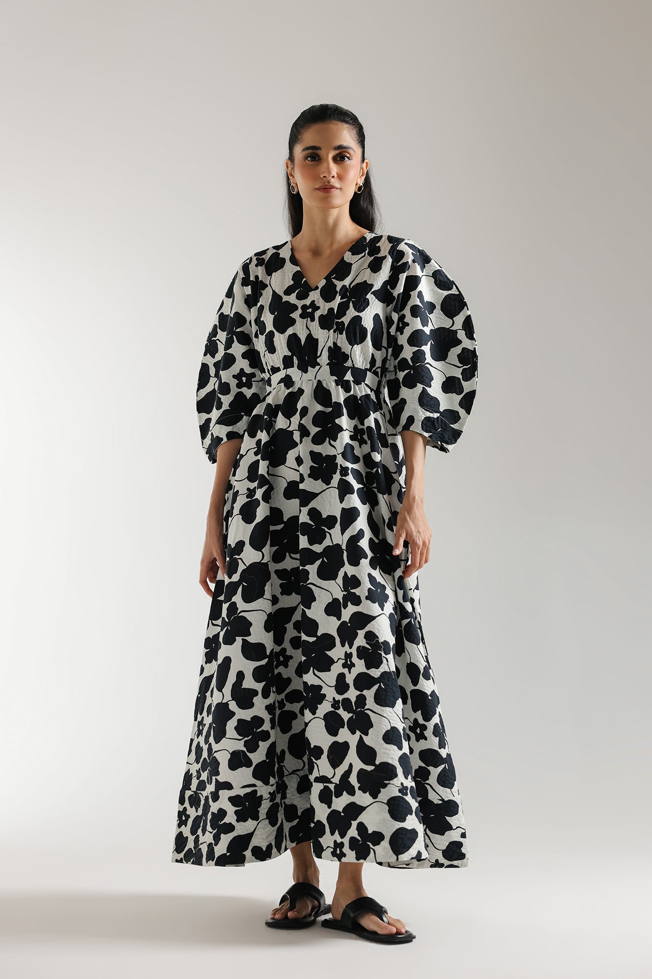 DRESS (E2264/108/901)