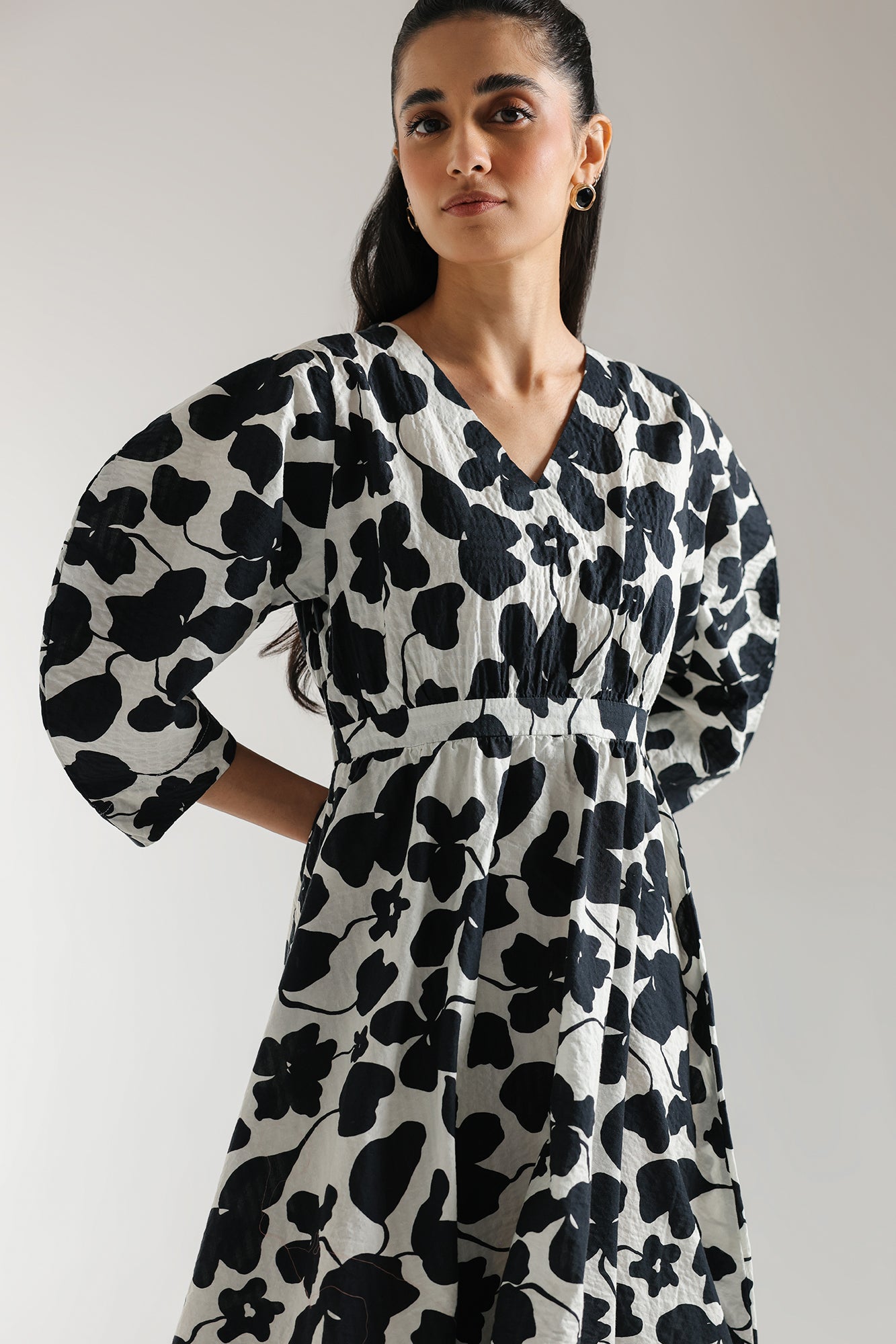 DRESS (E2264/108/901)