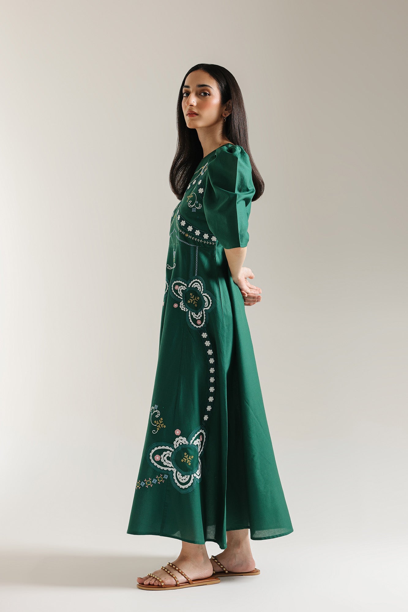 DRESS (E108/702/2271)