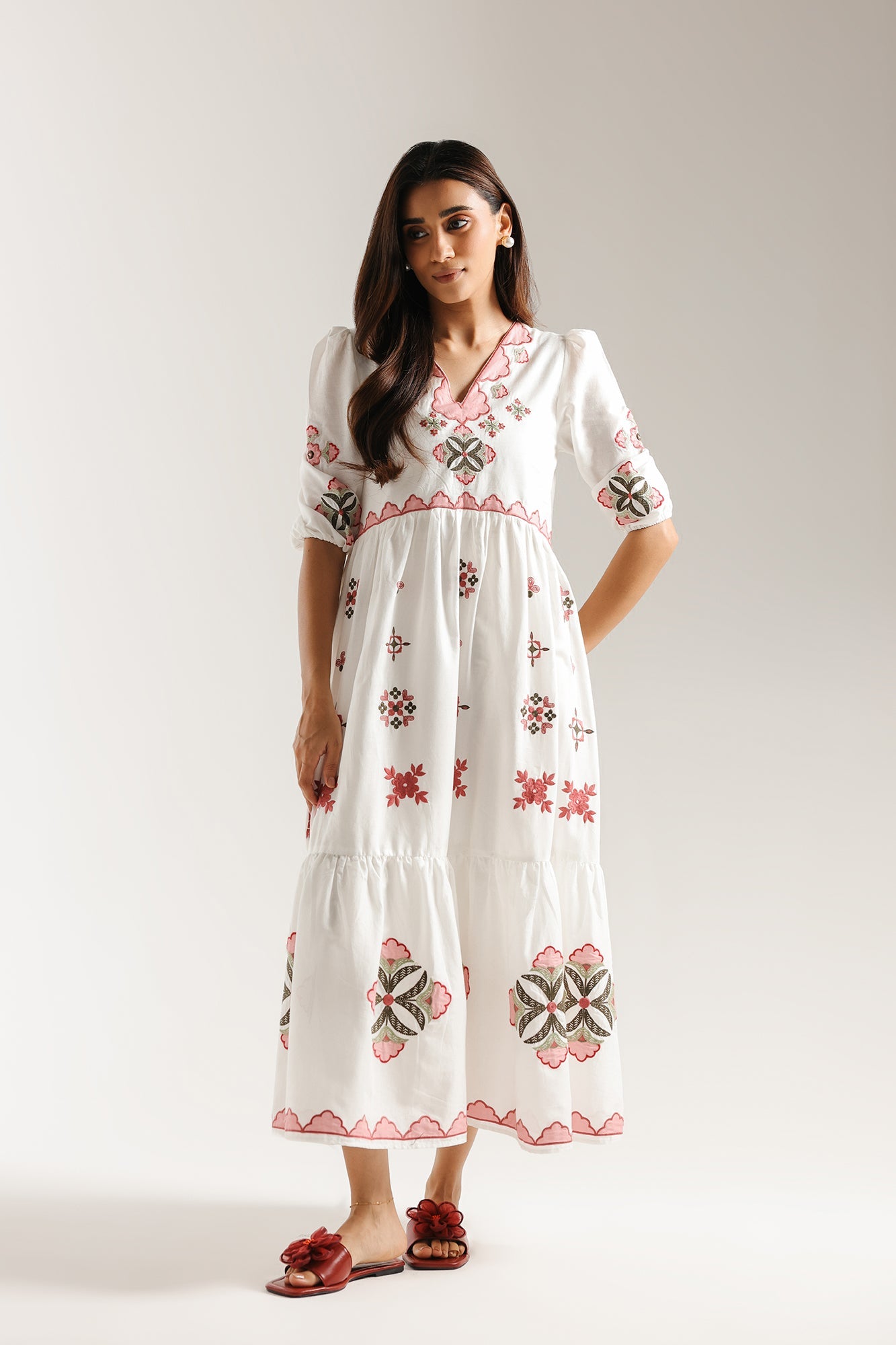 DRESS (E2292/108/001)