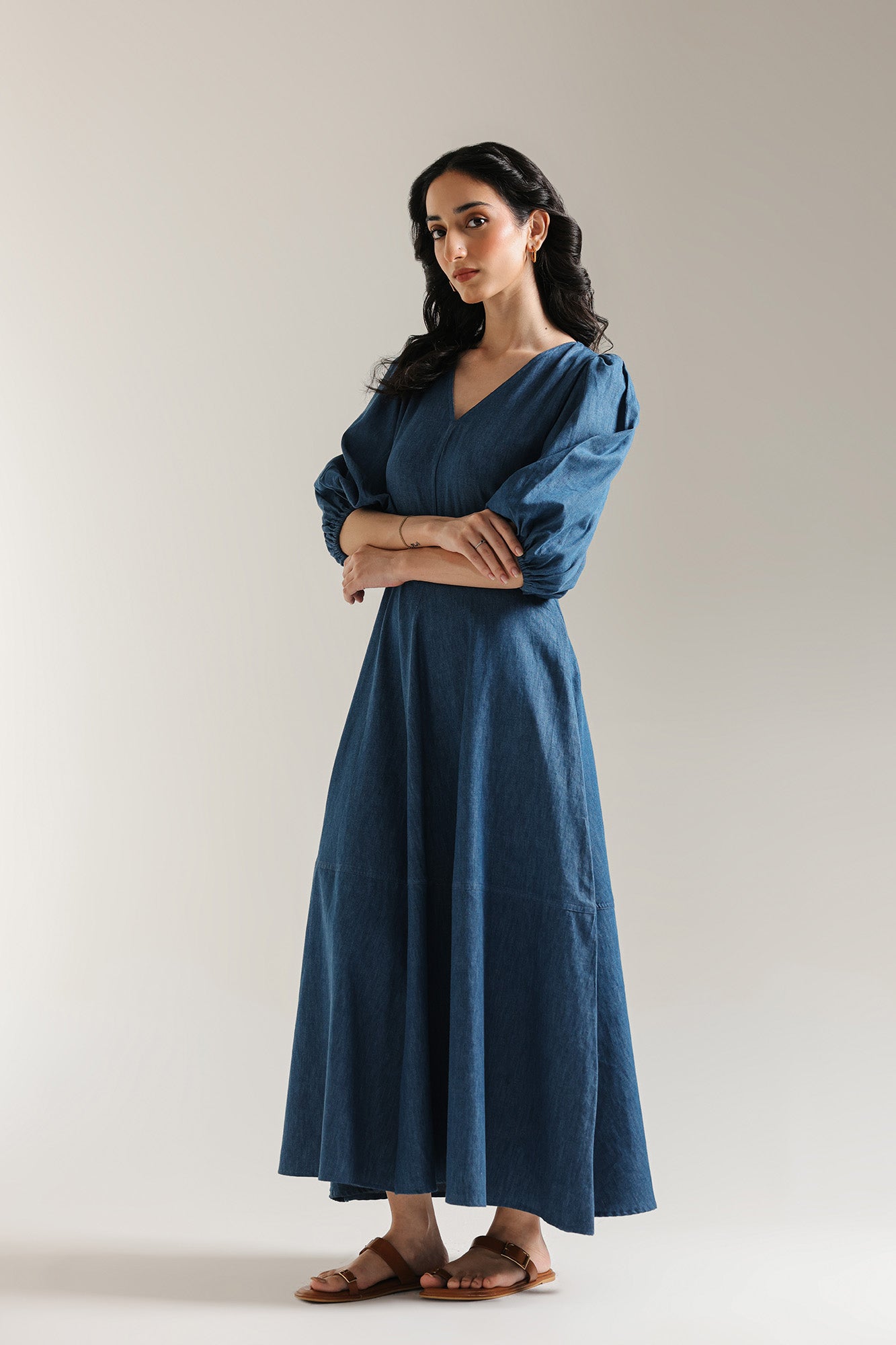 DRESS (E108/601/2304)