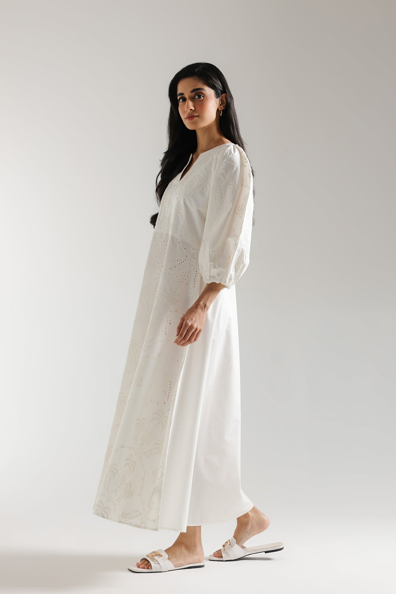 DRESS (E2350/108/001)