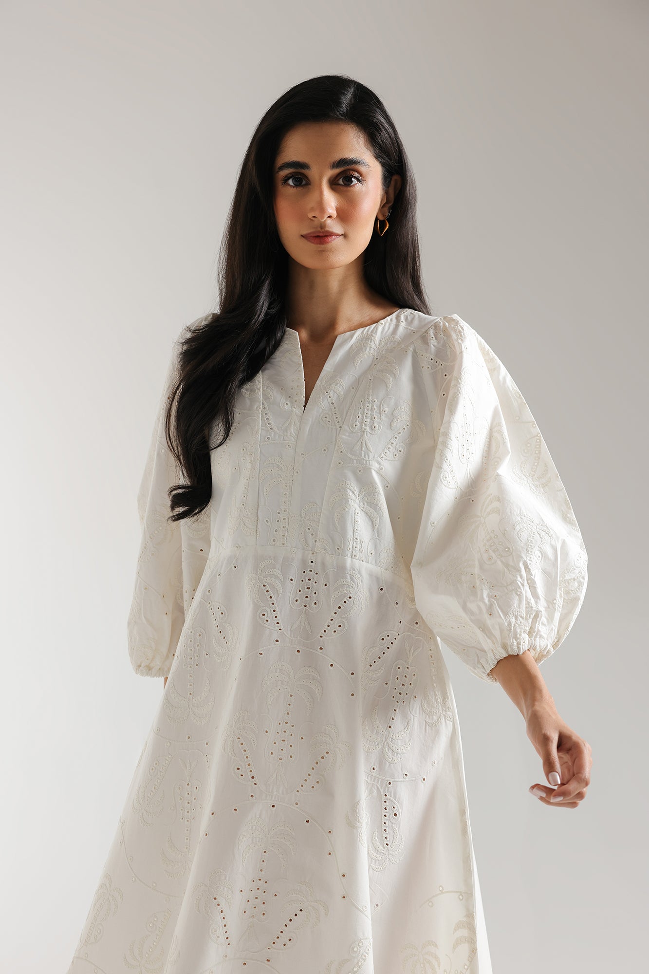 DRESS (E2350/108/001)