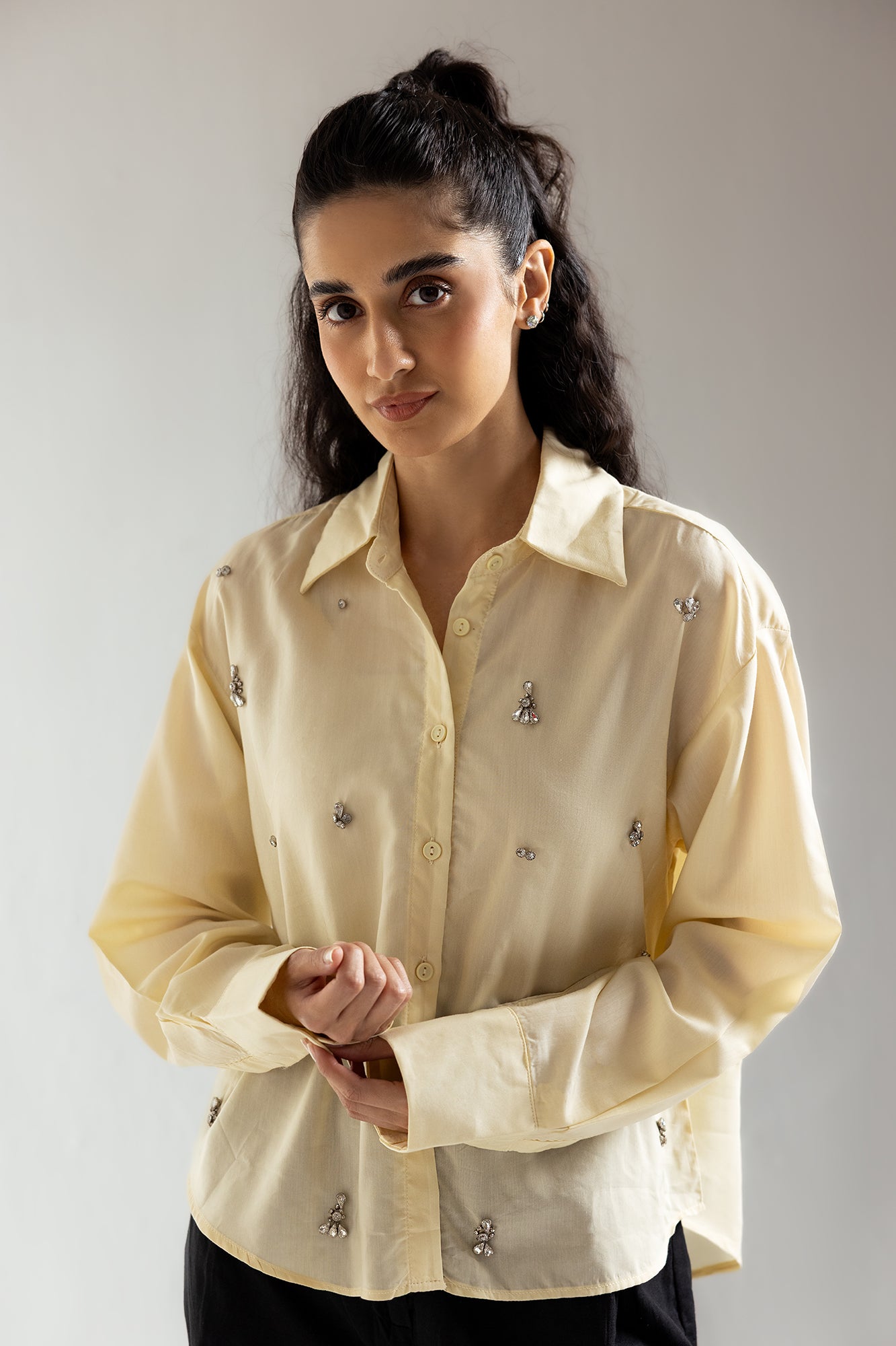 EMBELLISHED SHIRT (E2533/108/112)