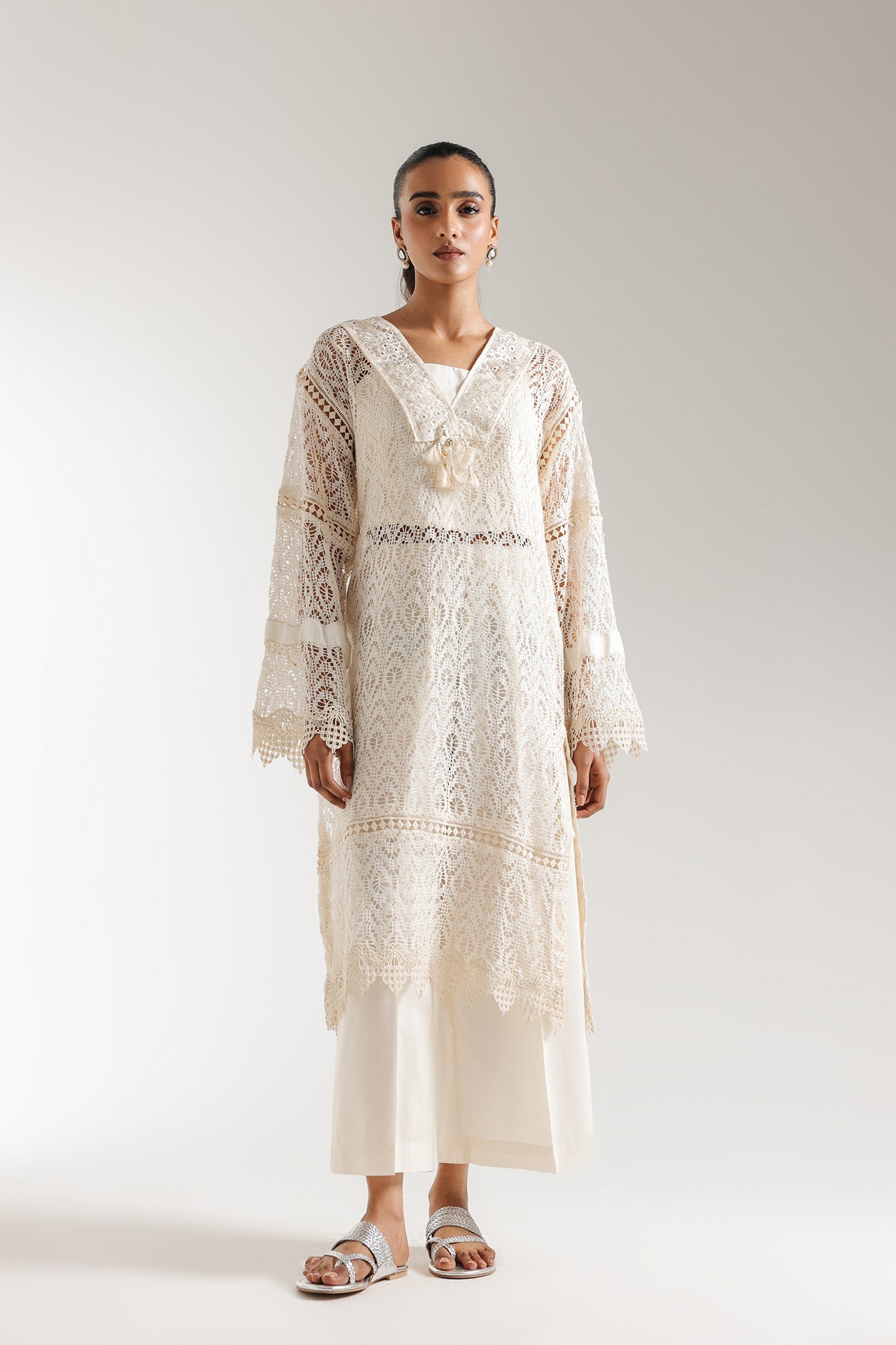 EMBROIDERED SUIT (E3034/103/002)