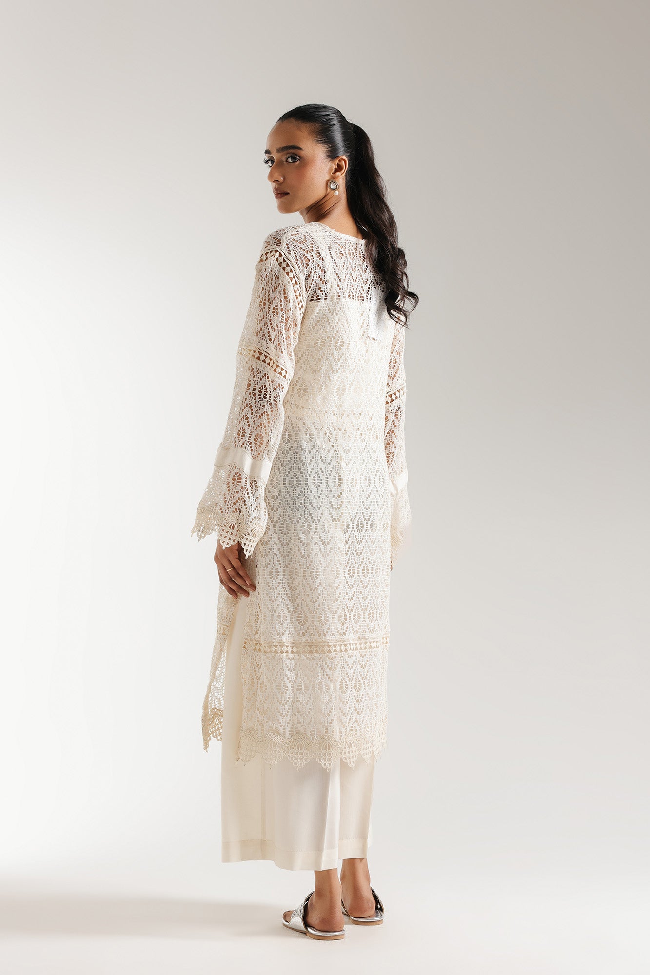 EMBROIDERED SUIT (E3034/103/002)
