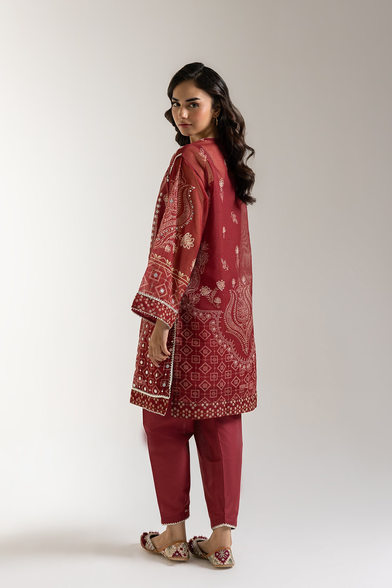 EMBROIDERED SUIT (E3075/103/414)