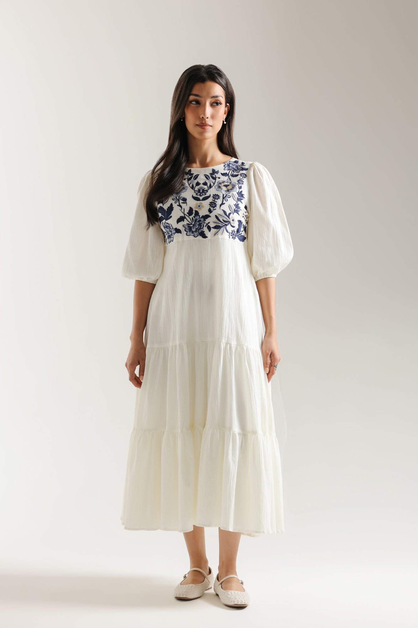 DRESS (E3081/108/003)