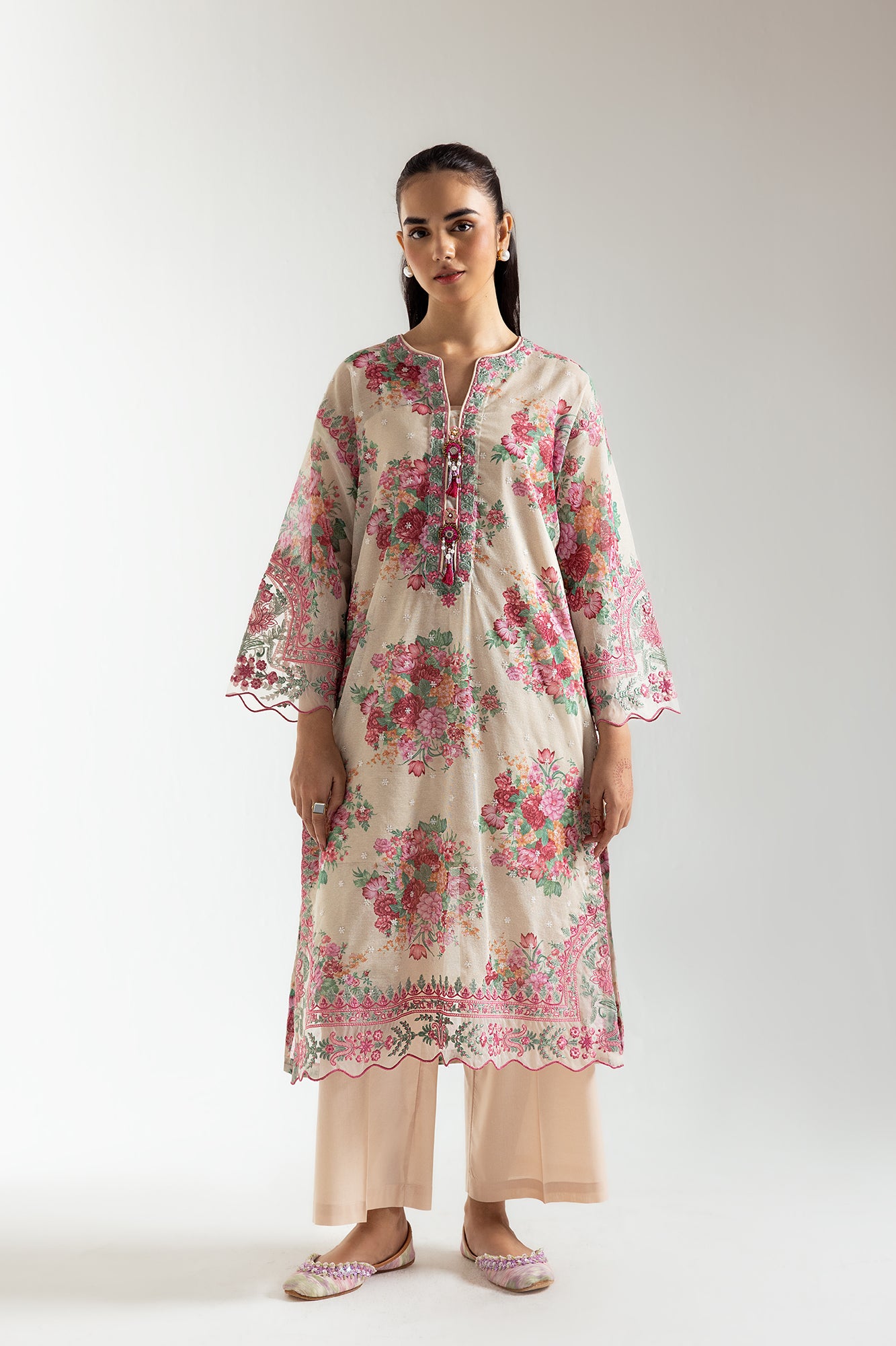 EMBROIDERED SUIT (E3198/103/002)