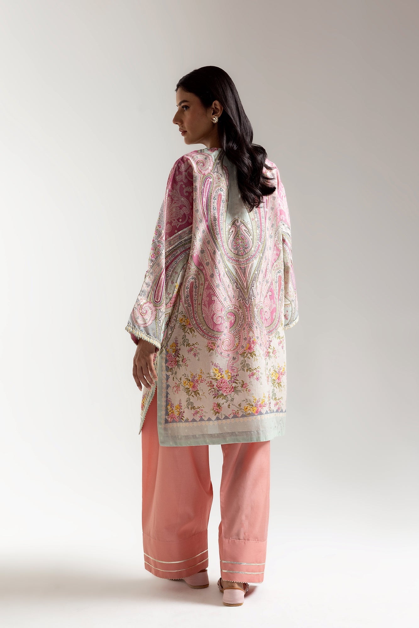 EMBROIDERED SUIT (E3246/103/401)
