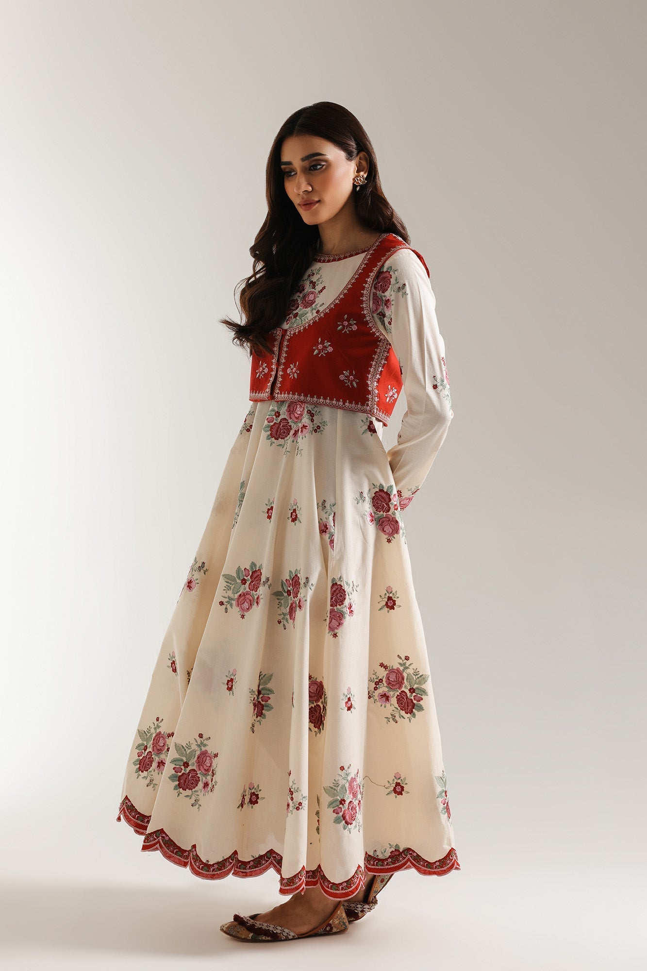 EMBROIDERED PISHWAS (E103/227/3257)
