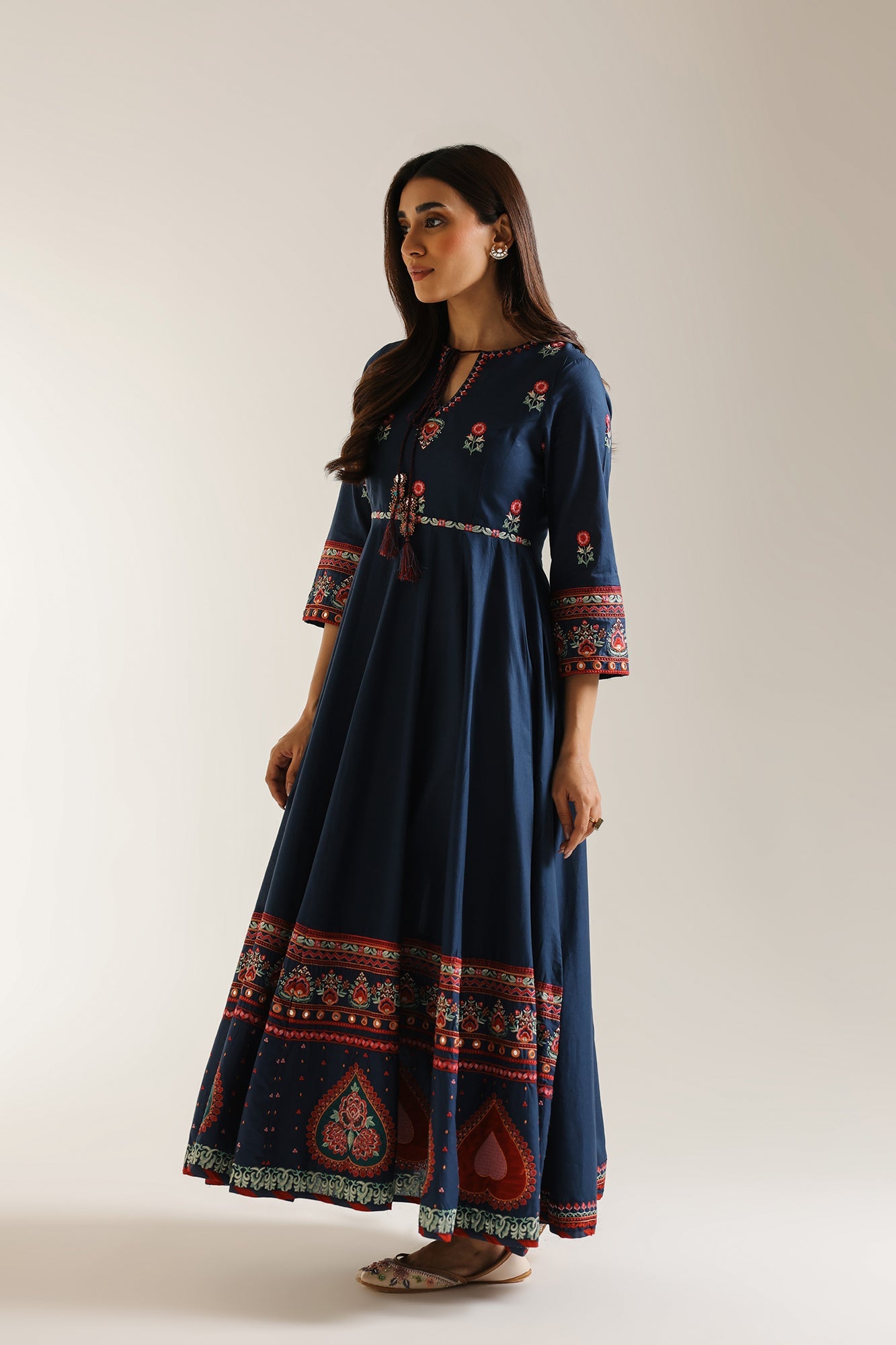 EMBROIDERED PISHWAS (E103/603/3260)