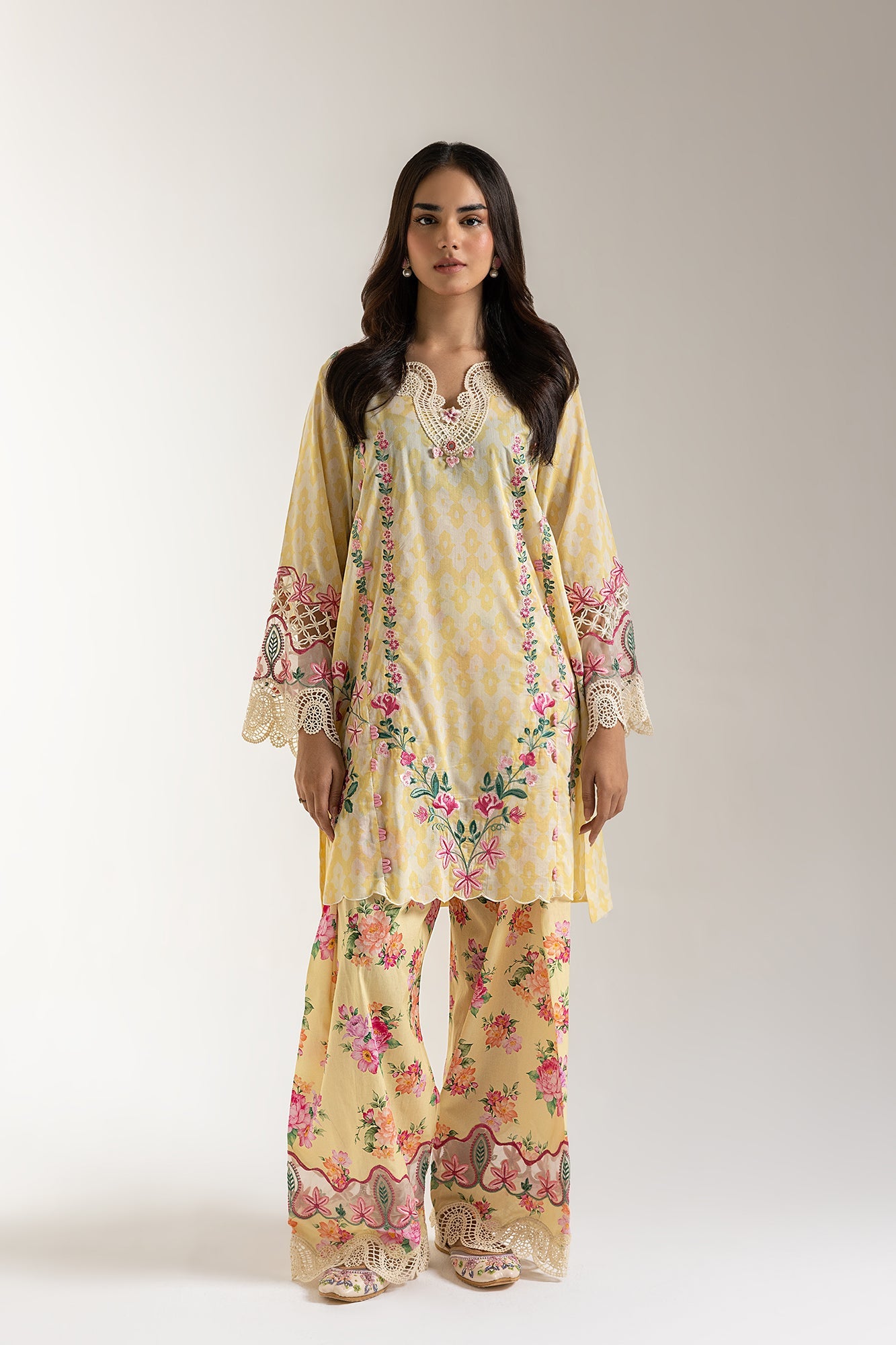 EMBROIDERED SUIT (E103/101/3266)
