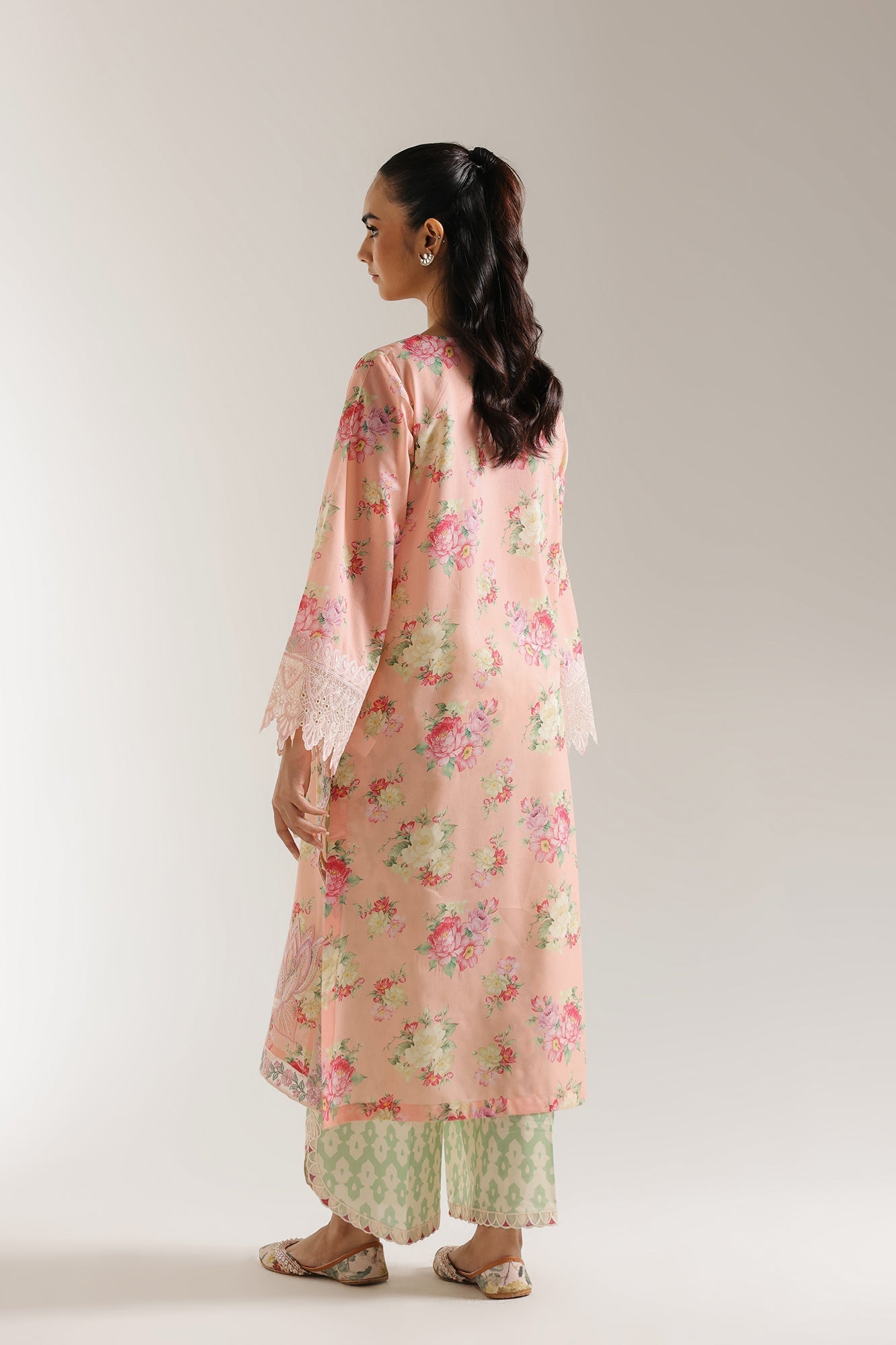 EMBROIDERED SUIT (E103/315/3271)