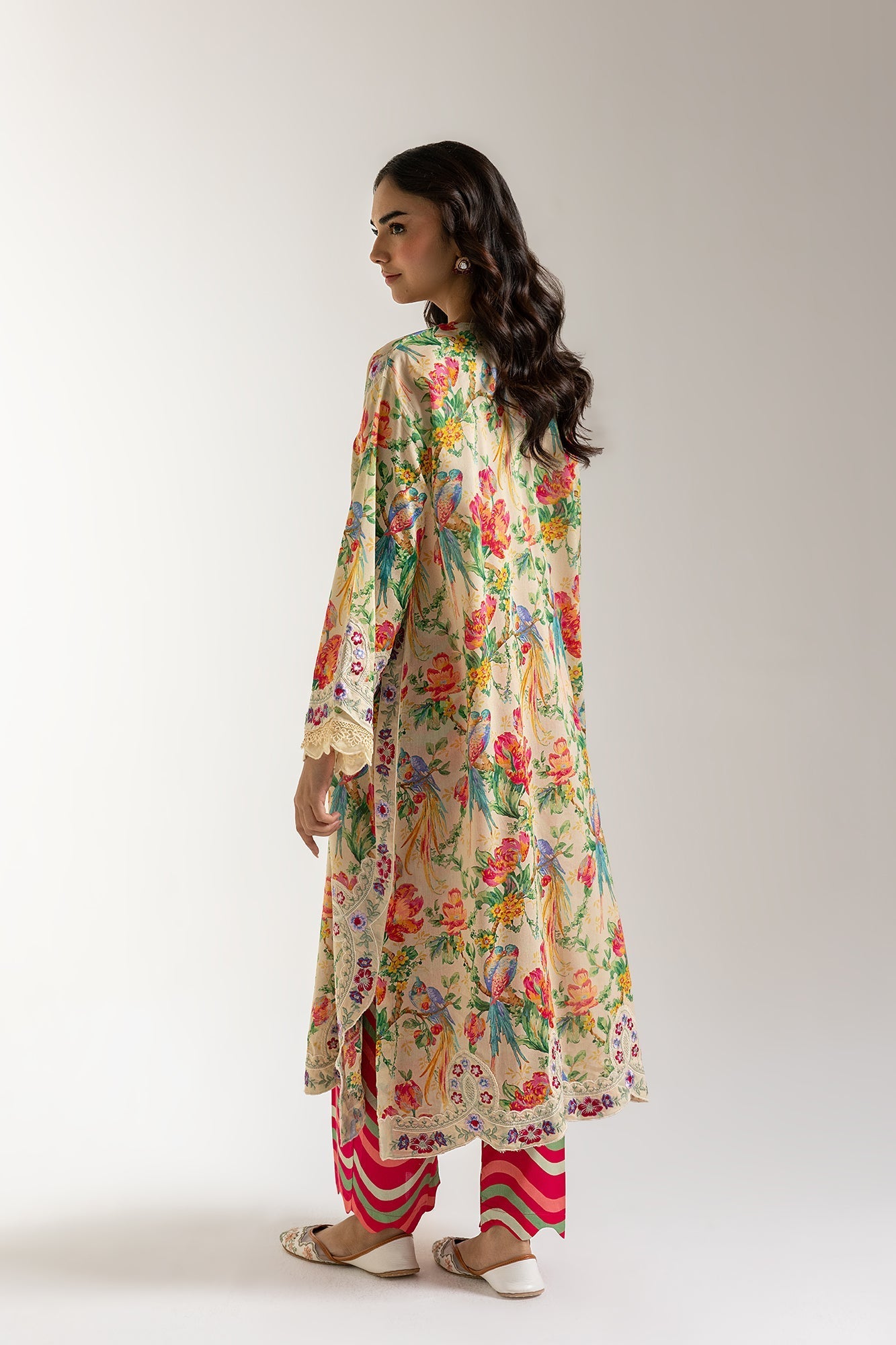 EMBROIDERED SUIT (E103/101/3276)