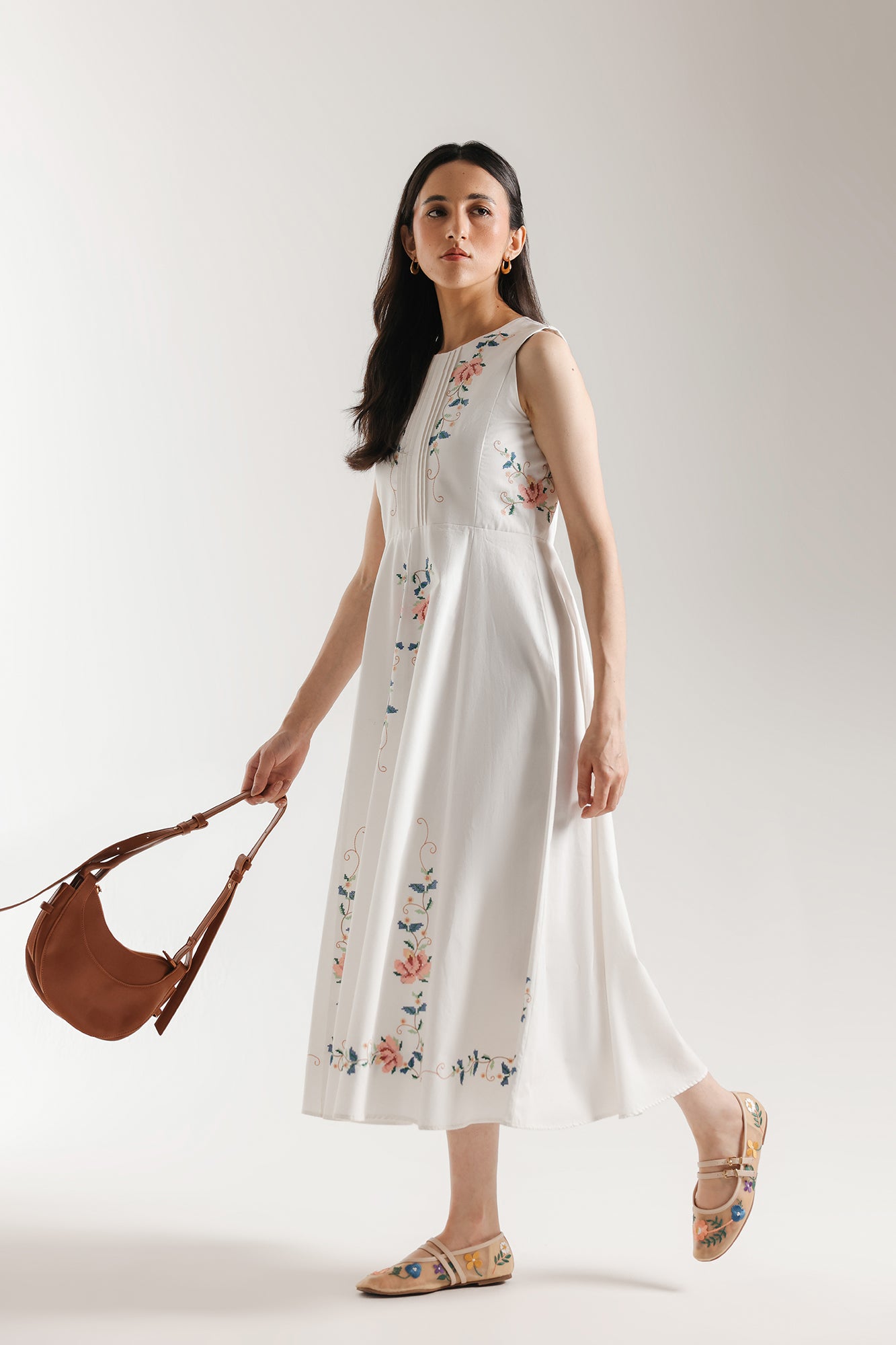 EMBROIDERED DRESS (E3321/108/001)