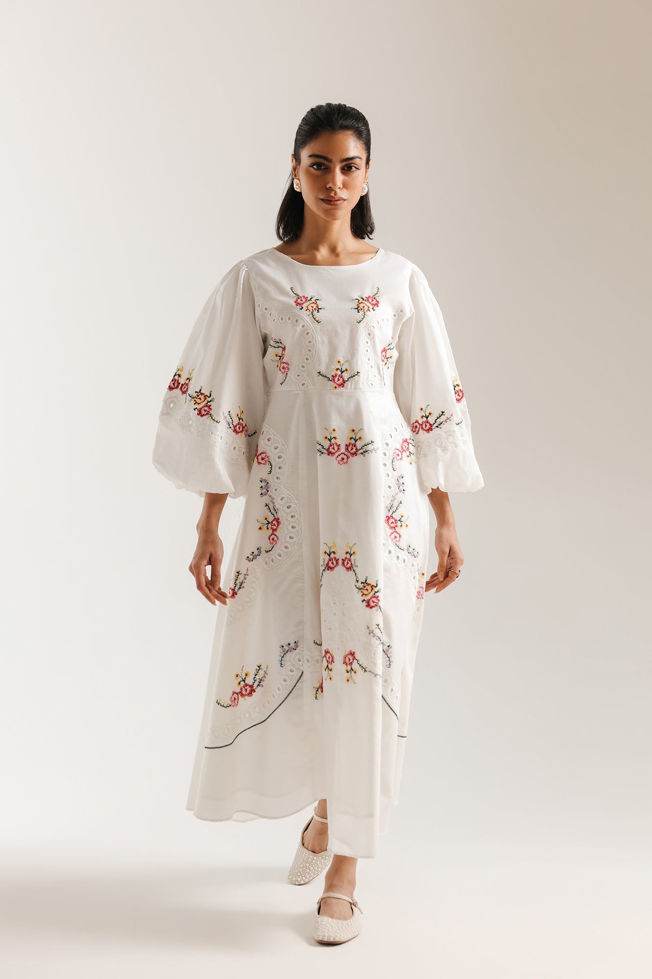 DRESS (E3342/108/001)