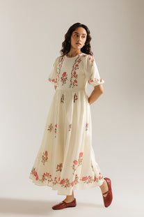 DRESS (E3343/108/005)