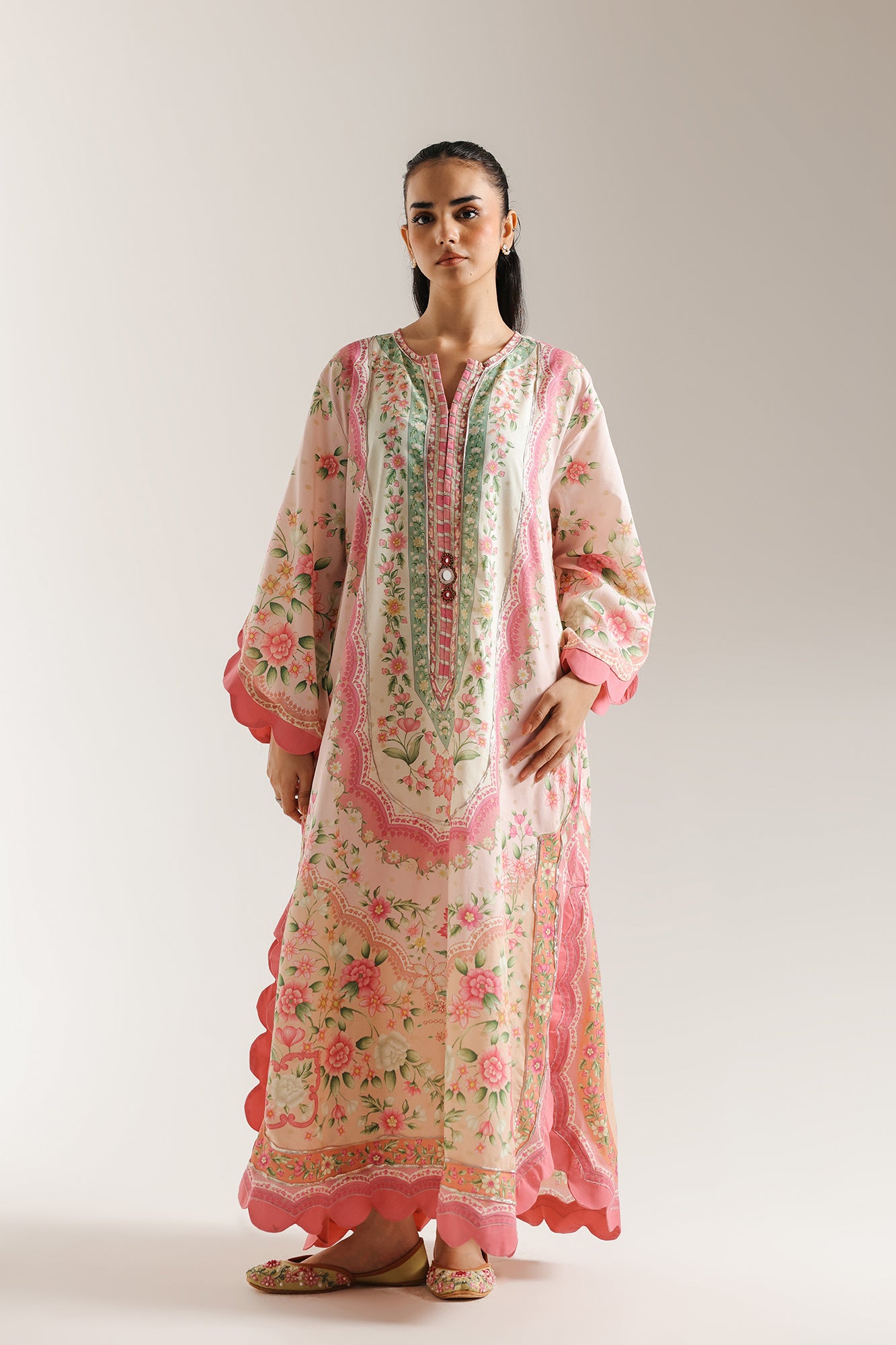 EMBROIDERED SUIT (E3416/103/329)