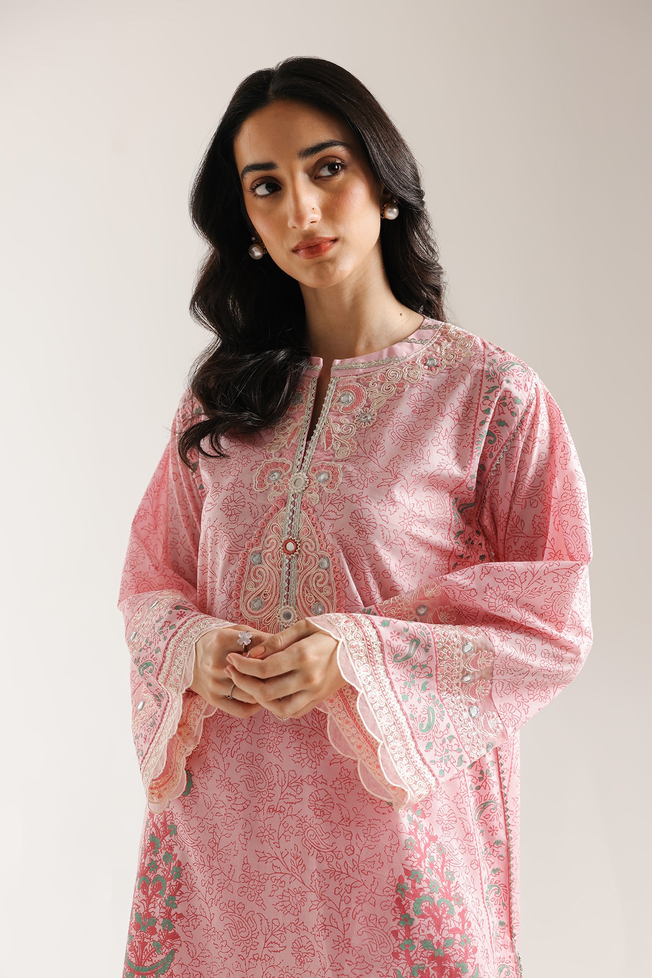 EMBROIDERED SUIT (E3433/103/529)