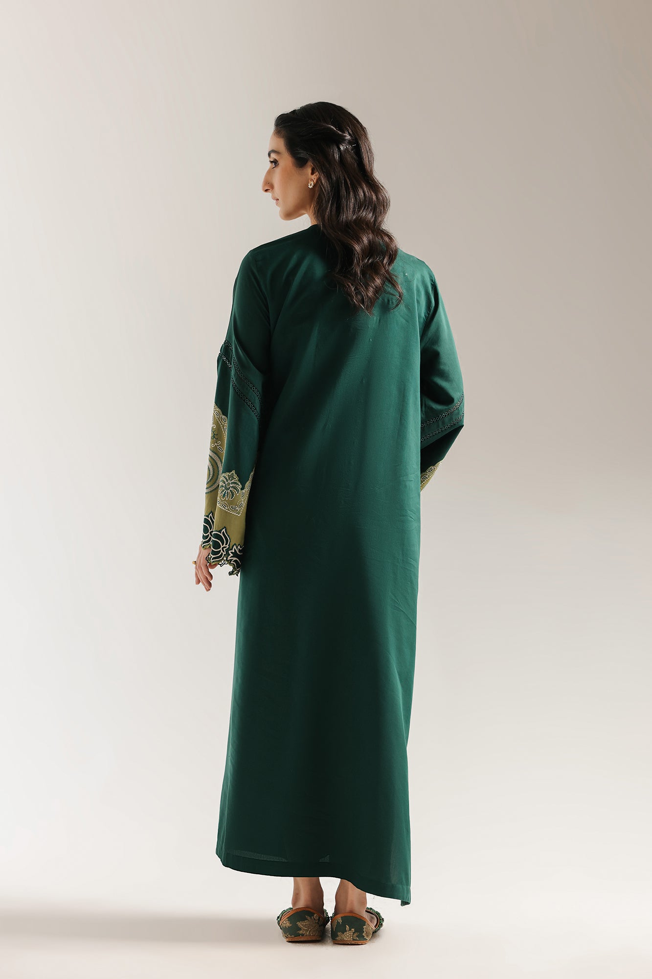 EMBROIDERED DRESS (E3448/103/708)