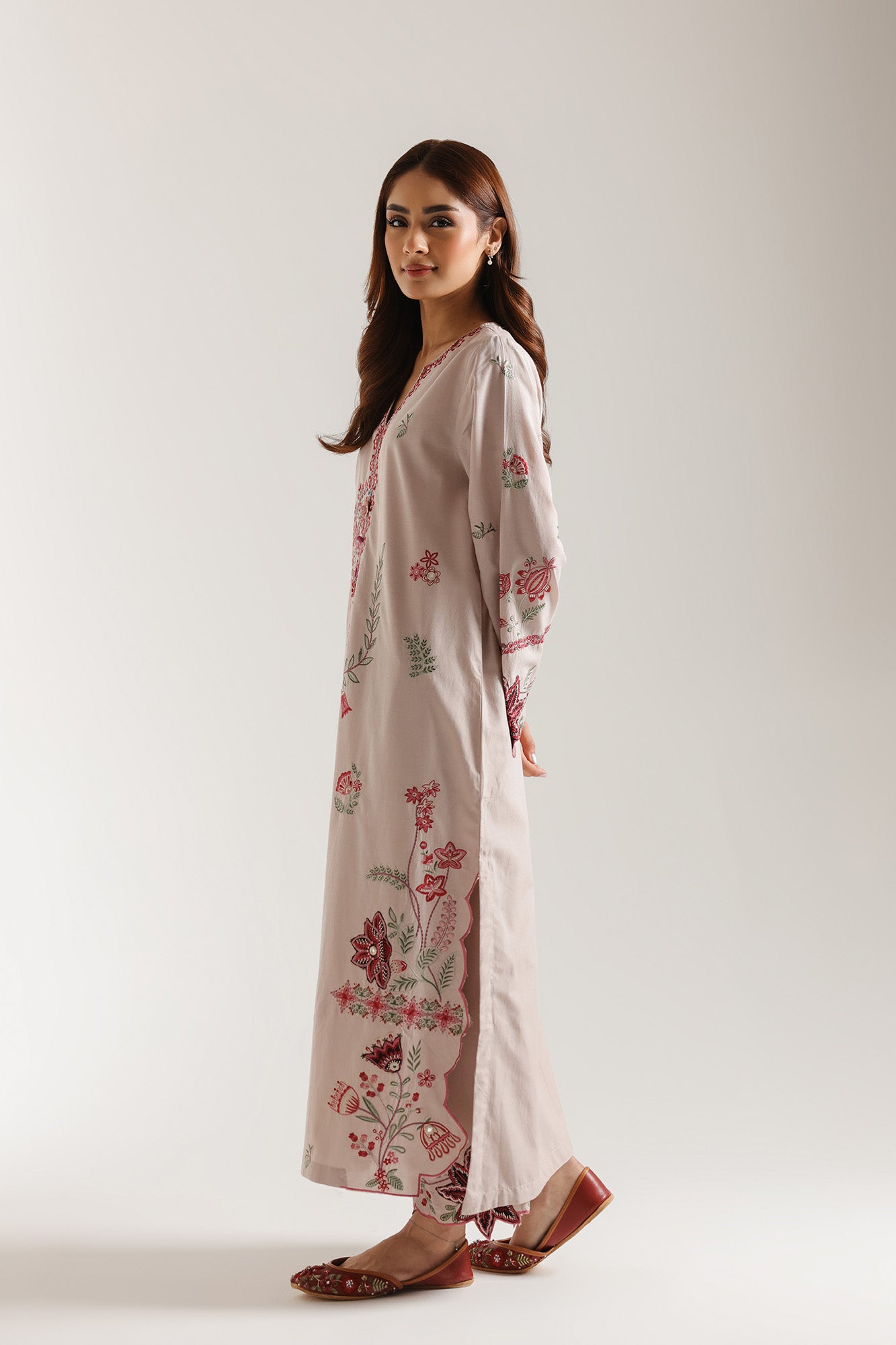 EMBROIDERED SUIT (E3474/103/112)