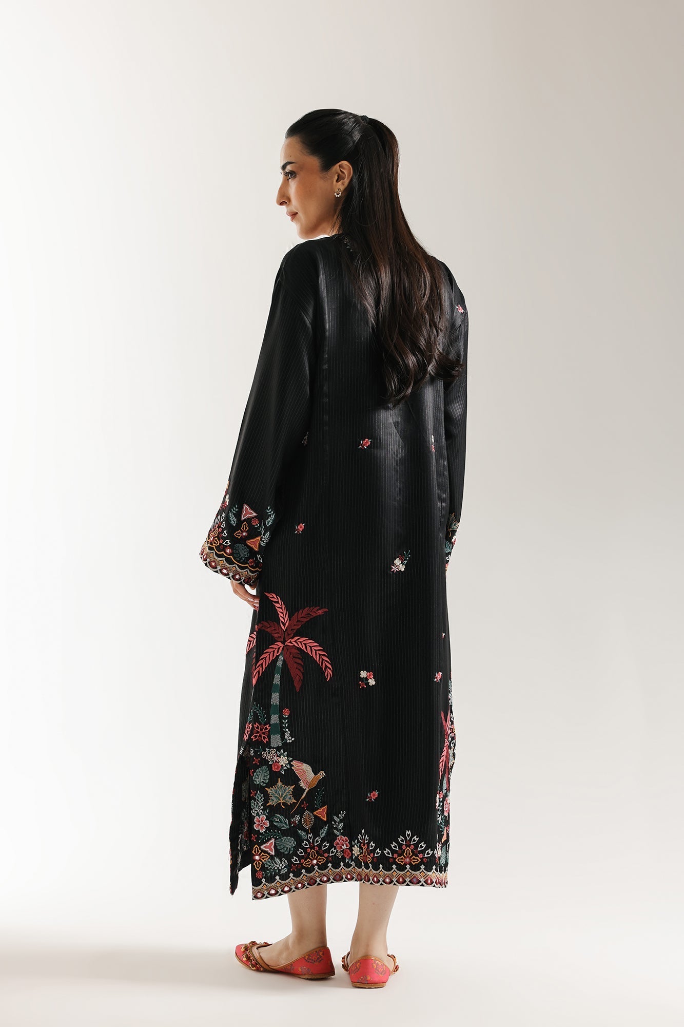 EMBROIDERED SHIRT (E3528/103/902)