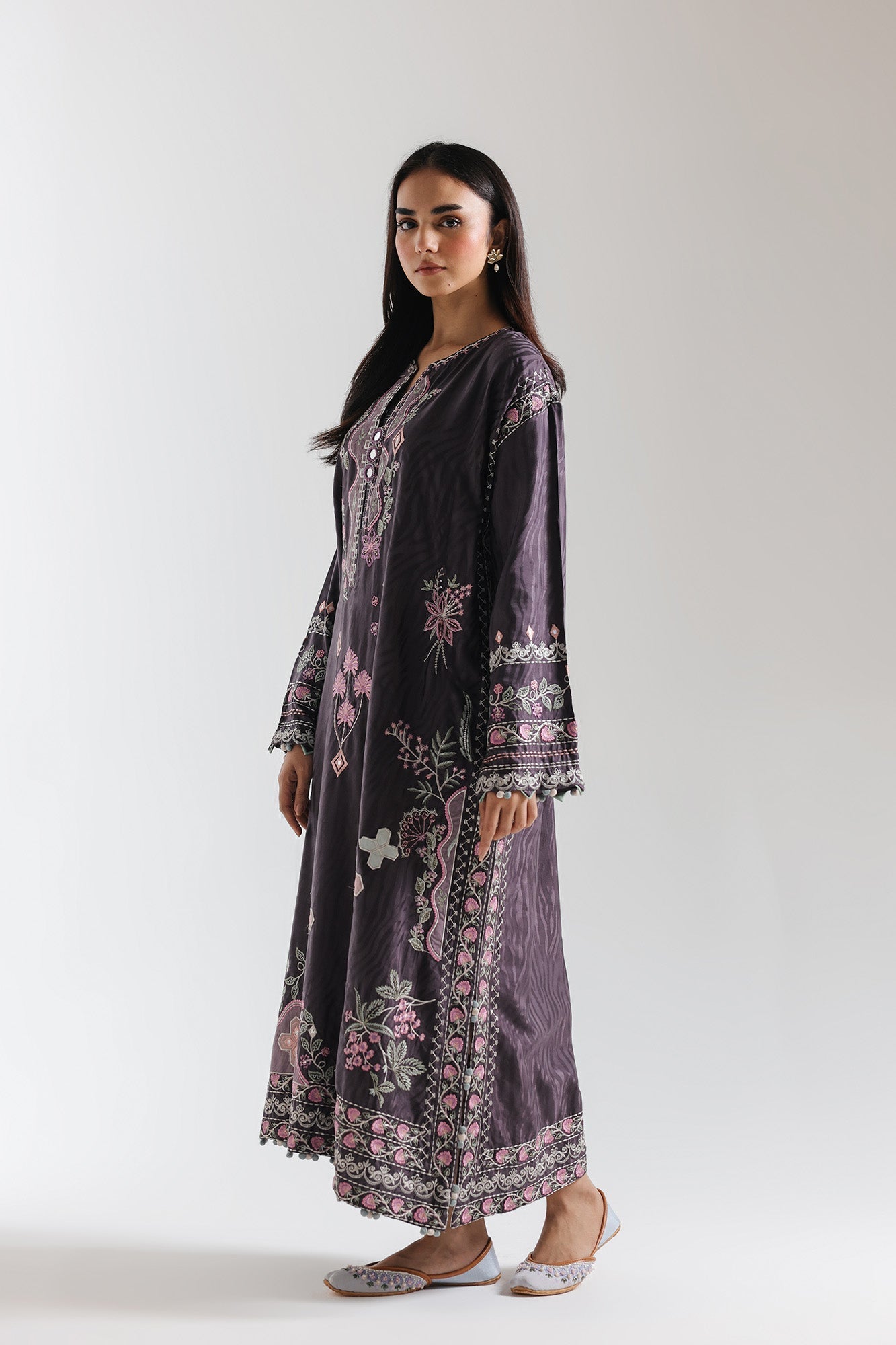 EMBROIDERED SHIRT (E3635/103/512)