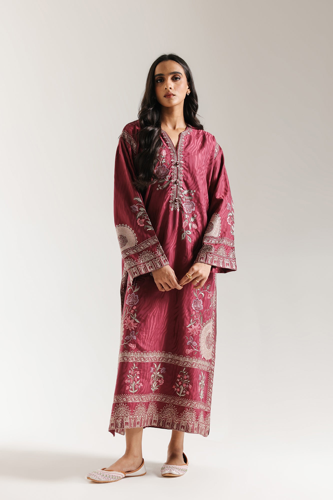 EMBROIDERED DRESS (E3639/103/403)