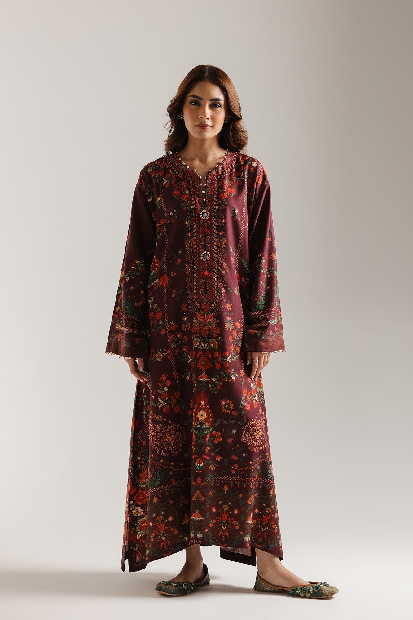 EMBROIDERED DRESS (E3704/103/302)