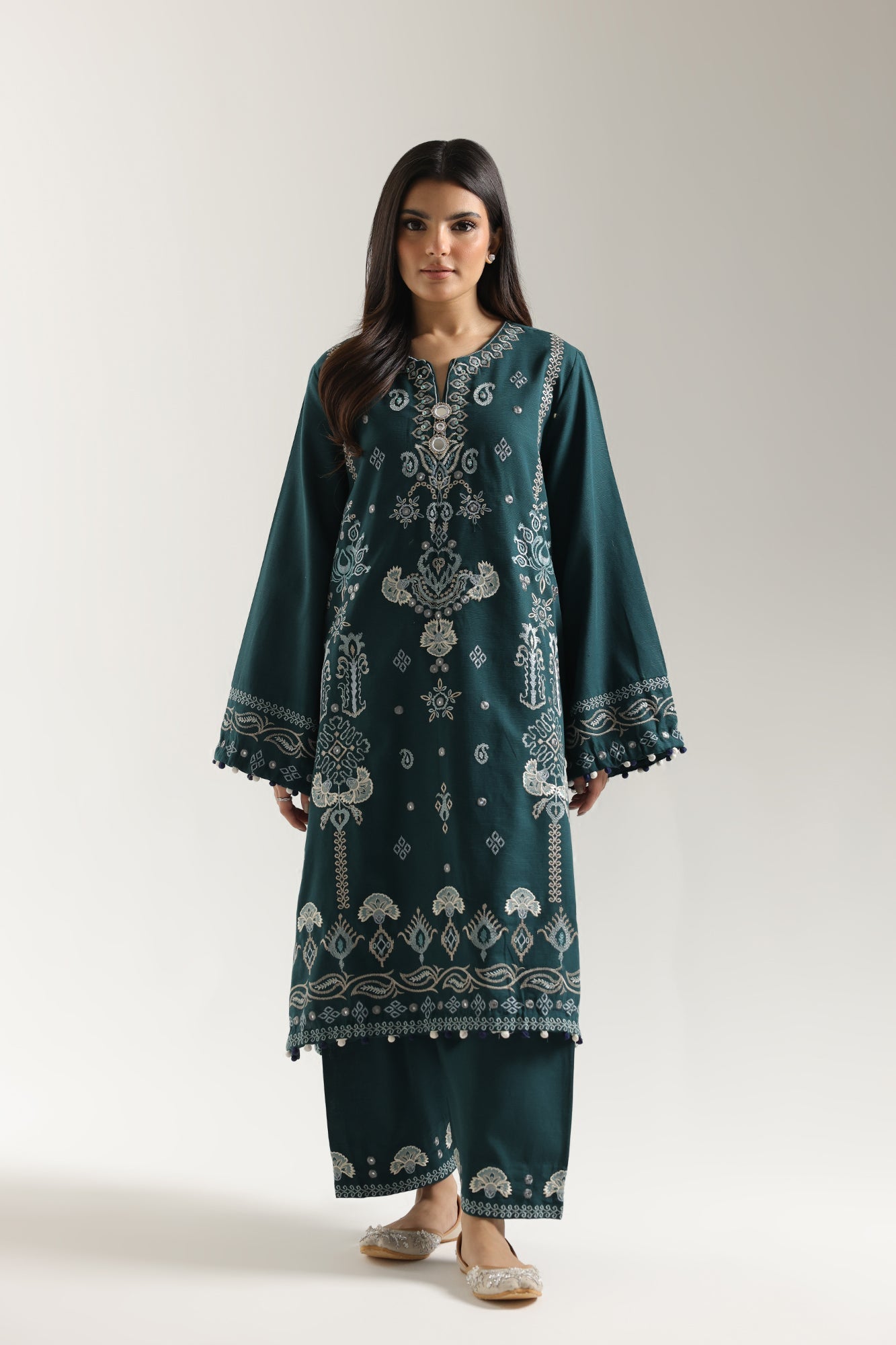 EMBROIDERED SUIT (E3722/103/712)